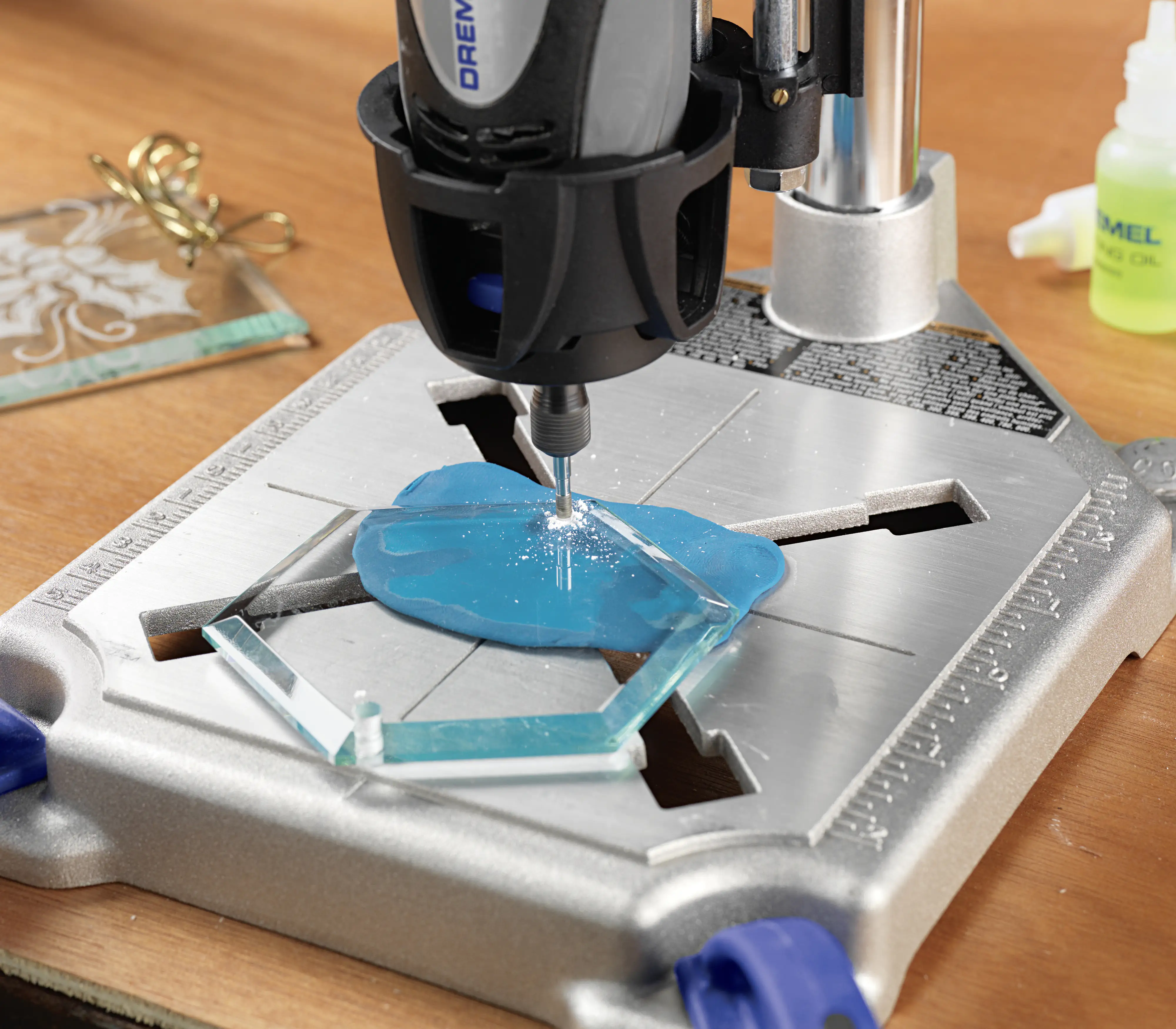 8710364080380_2119606 Bohrer Dremel 662 Diamant für Glas