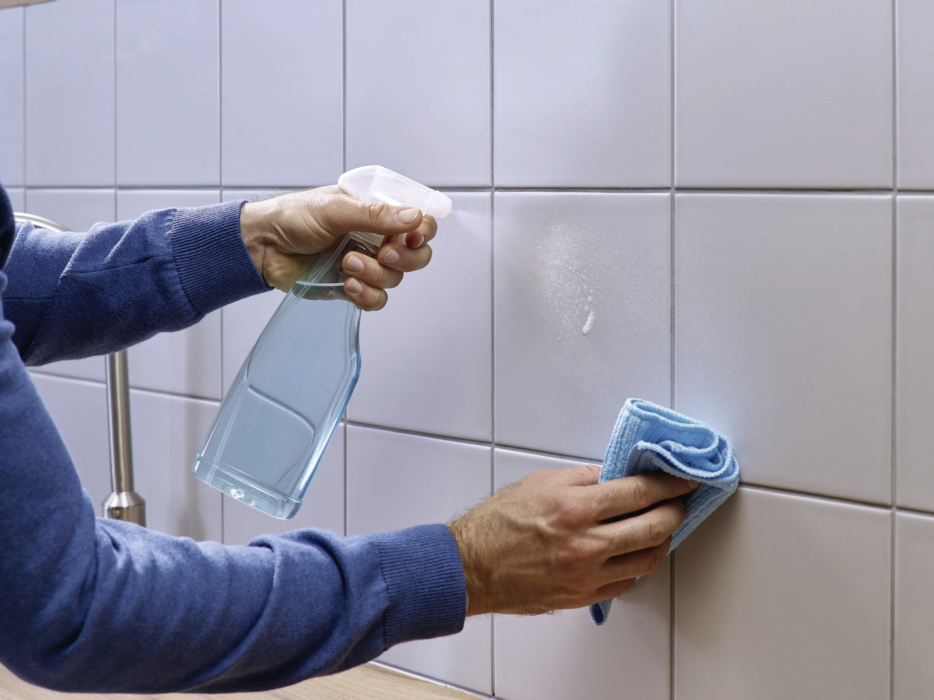 tesa Klebenagel Traglast 3 kg, 2 Stück