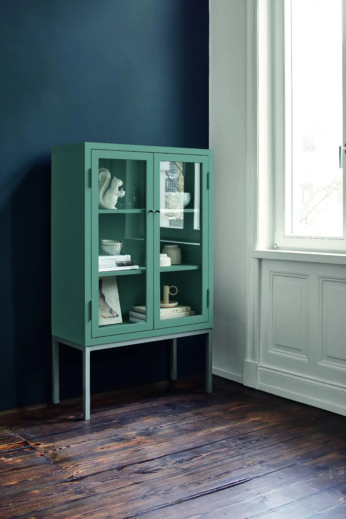 Alpina Feine Farben Lack No. 39 Quelle der Gelehrten  mittelblau edelmatt 750 ml Alpina Feine Farben Lack No. 39 Quelle der Gelehrten  mittelblau edelmatt 750 ml