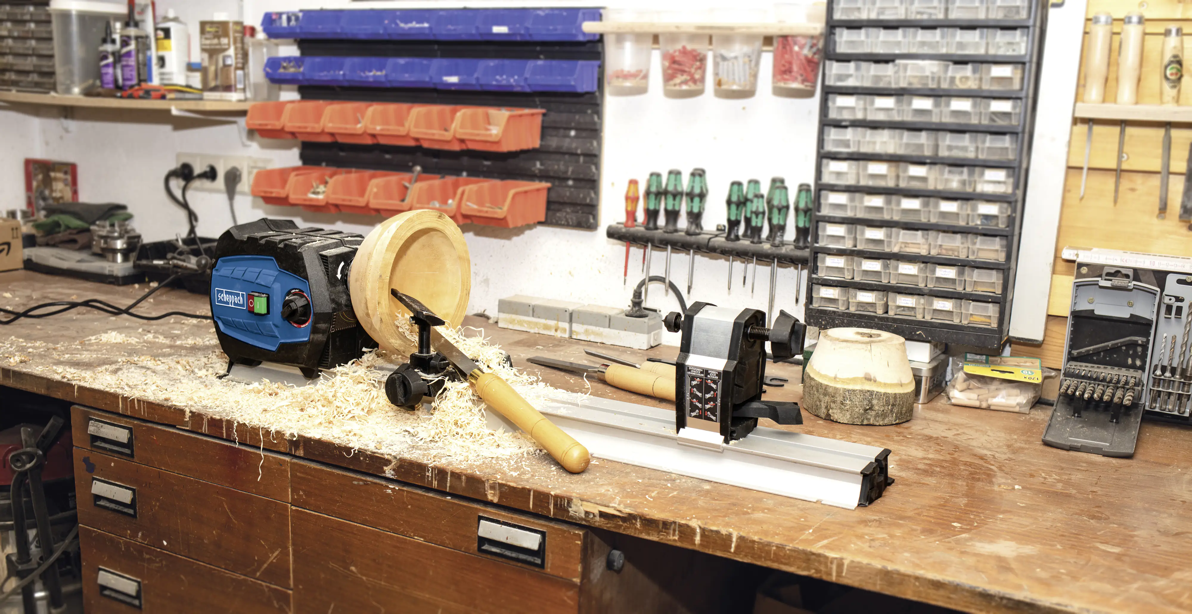 Scheppach Drechselmaschine DM 600 VARIO 550 W 800-3000 min-1