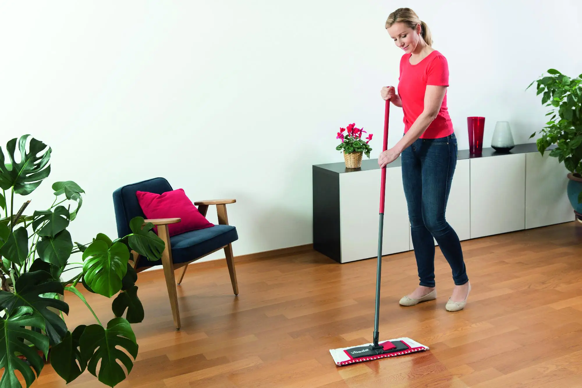 Vileda Bodenwischer WischMat Extra mit Teleskopstiel Vileda Bodenwischer WischMat Extra mit Teleskopstiel