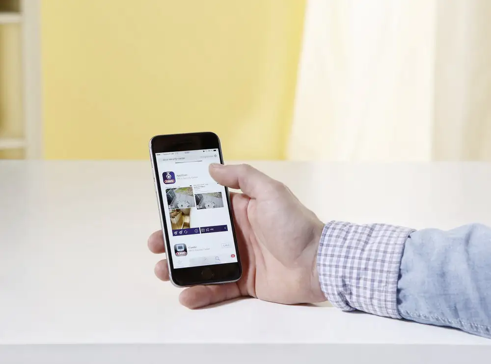 Abus WLAN Schwenk- Neige-Kamera & App TVAC19000A