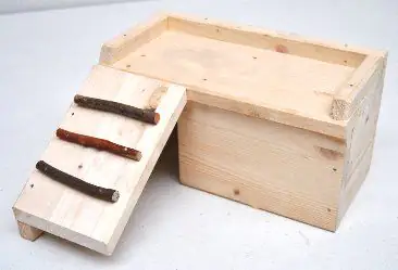 Ollesch Holzhaus Tilo 28,5 x 22 x 16 cm