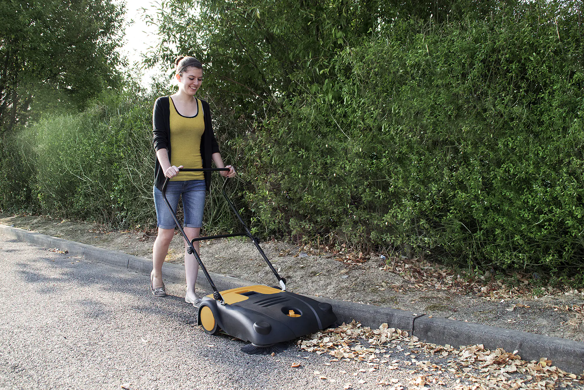 Primaster Kehrmaschine PKM 70 70 cm Arbeitsbreite