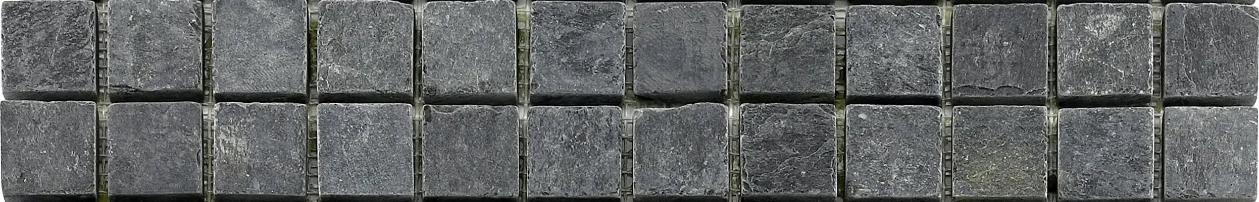 Fliesenbordüre Schiefer 5 x 30 cm anthrazit Steingröße: ca. 2,3 x 2,3 cm