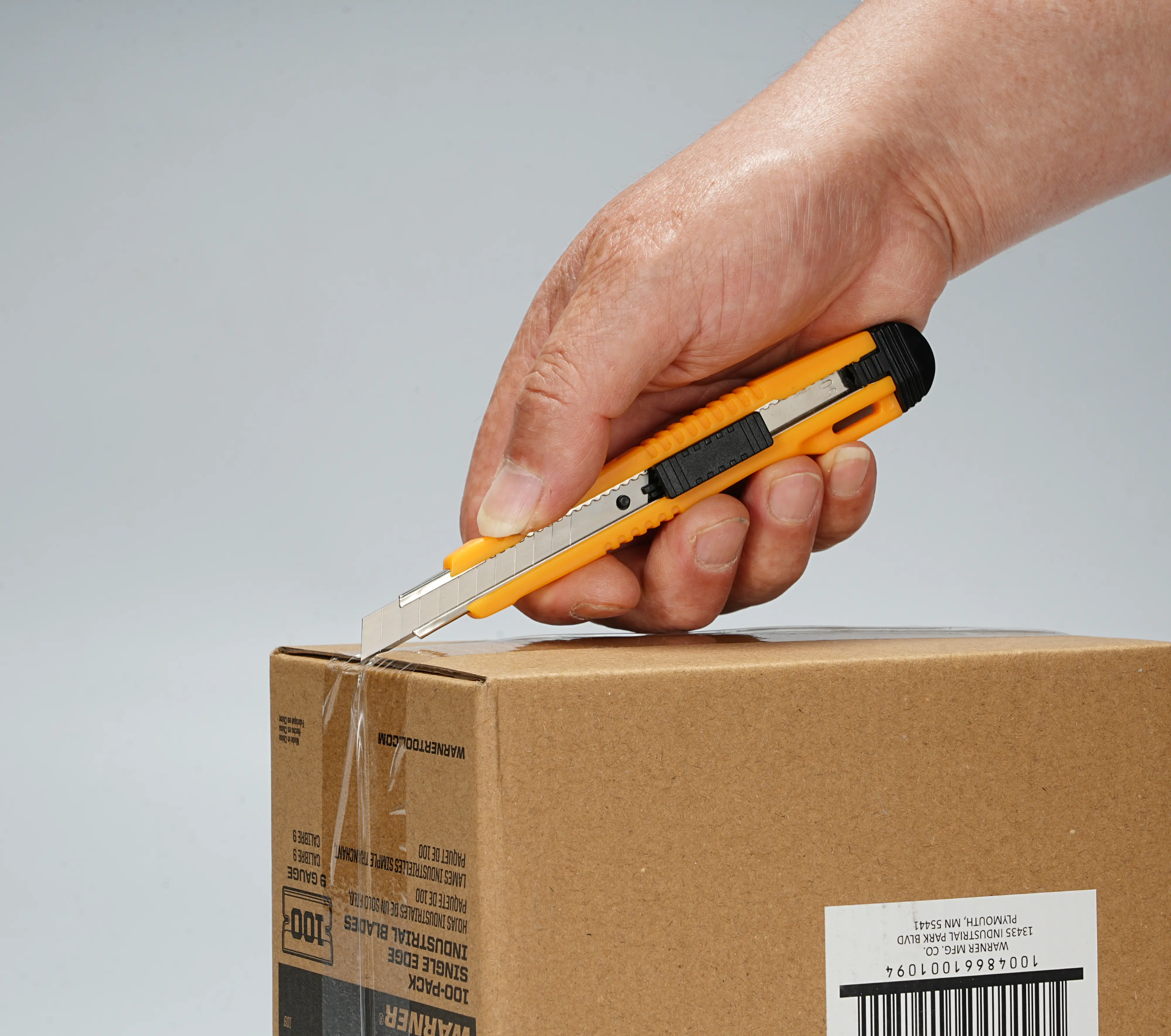 Primaster Cuttermesser 9 mm mit Auto-Lock