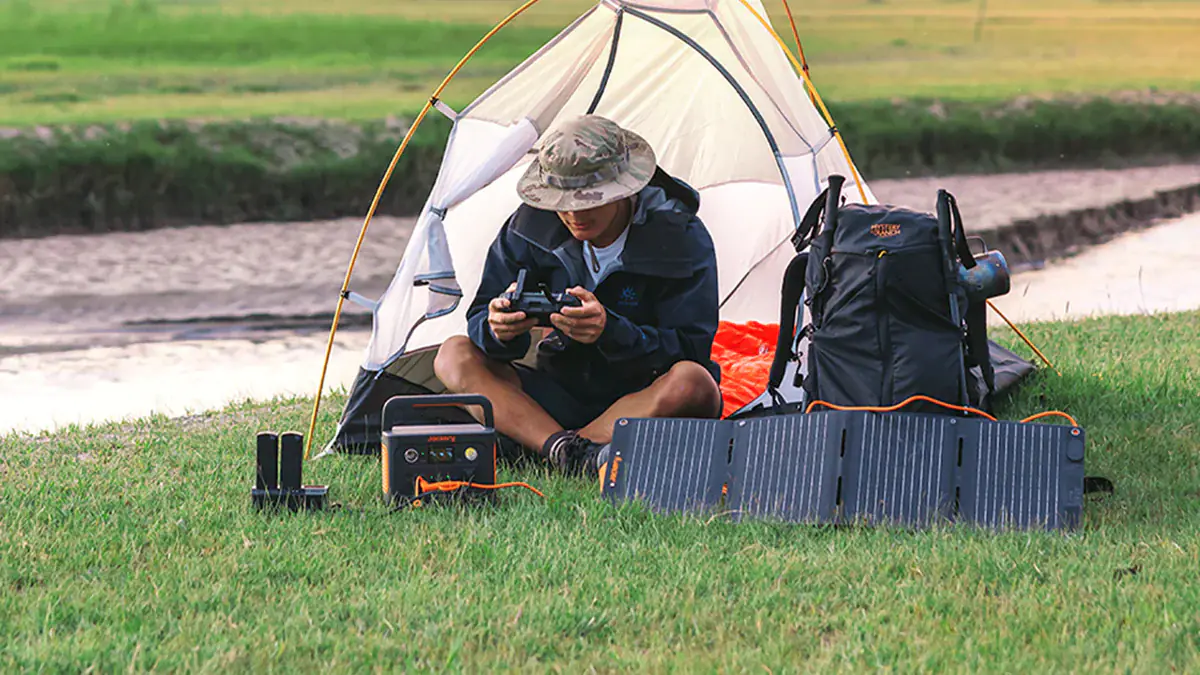 Jackery Powerstation Explorer 300 Plus 288 Wh 300 Watt