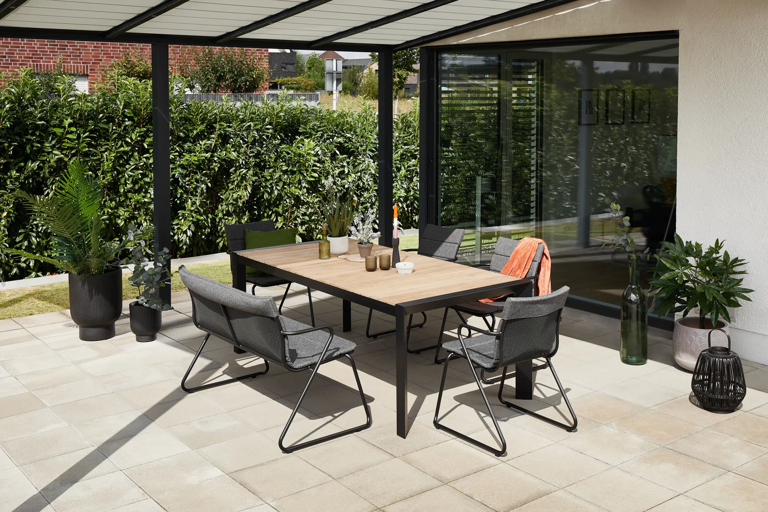 Primaster Gartenbank Parma 2-Sitzer inkl. Auflage