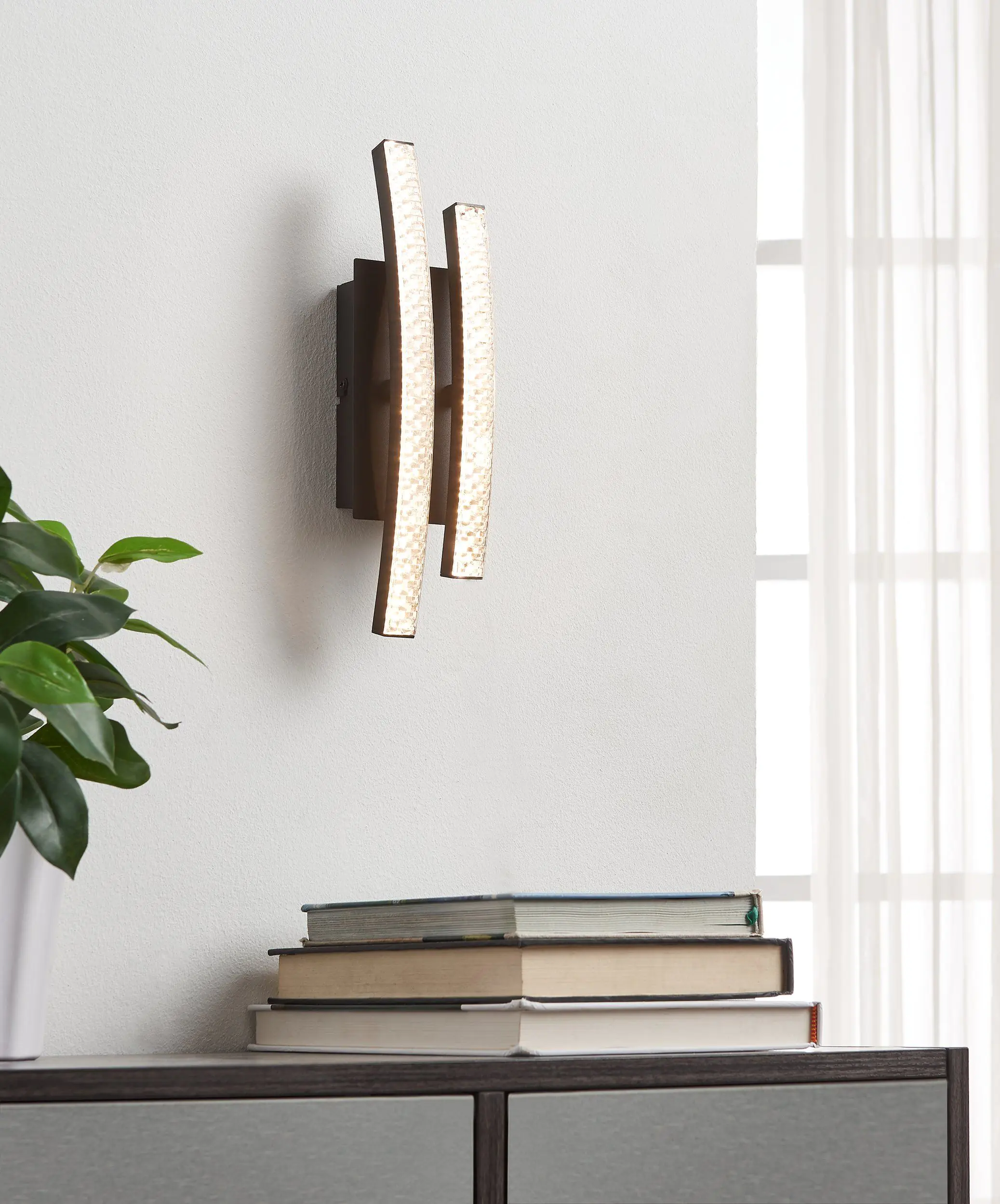 Eglo LED Wandleuchte Lejias schwarz 28,5 x 9 cm warmweiß Eglo LED Wandleuchte Lejias schwarz 28,5 x 9 cm warmweiß