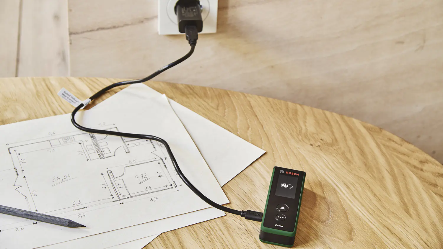 Bosch Laser-Entfernungsmesser Zamo IV bis 25 m über USB-C aufladbar