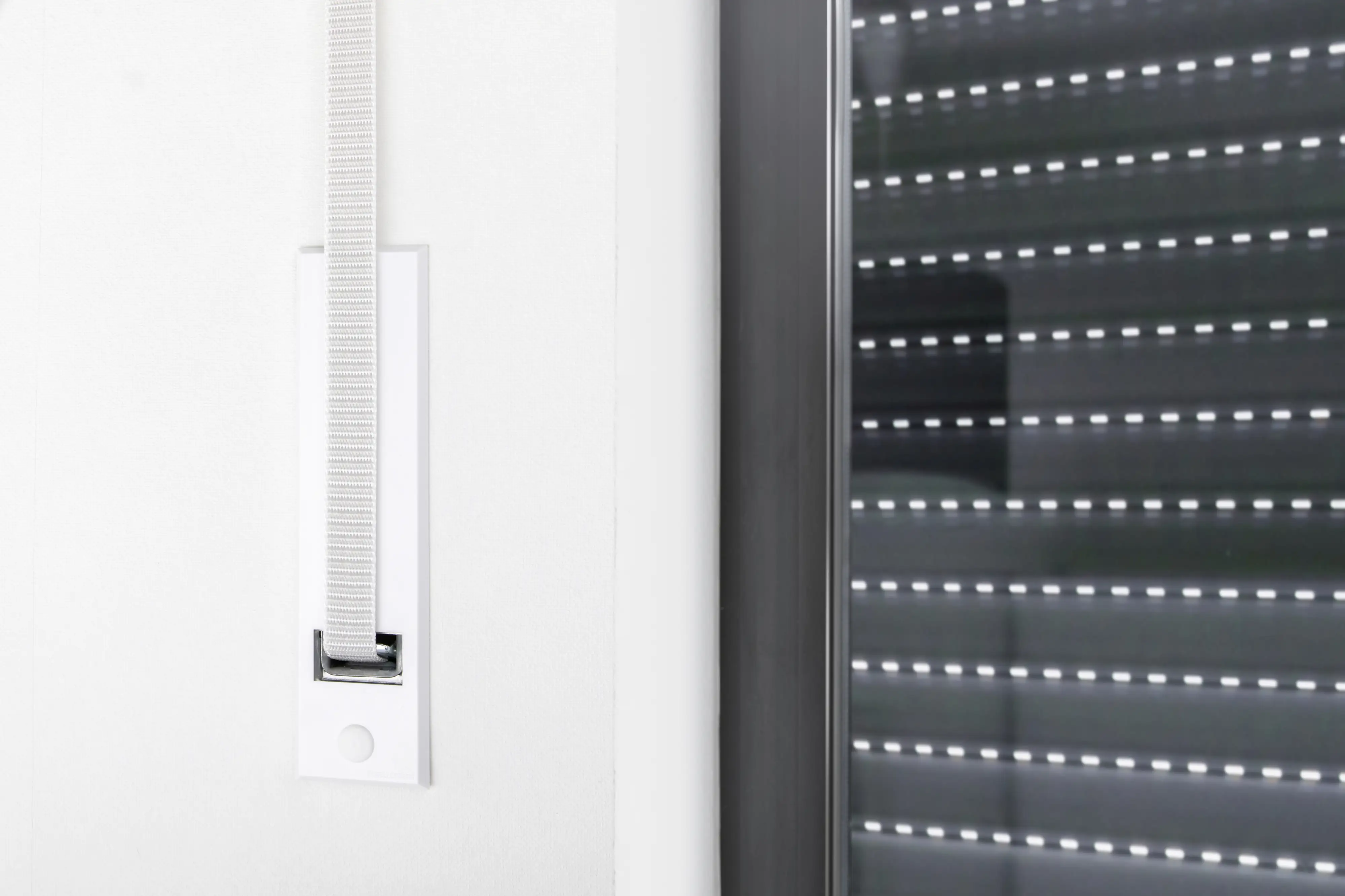 Schellenberg Einlasswickler Maxi Lochabstand 18,5 cm silber