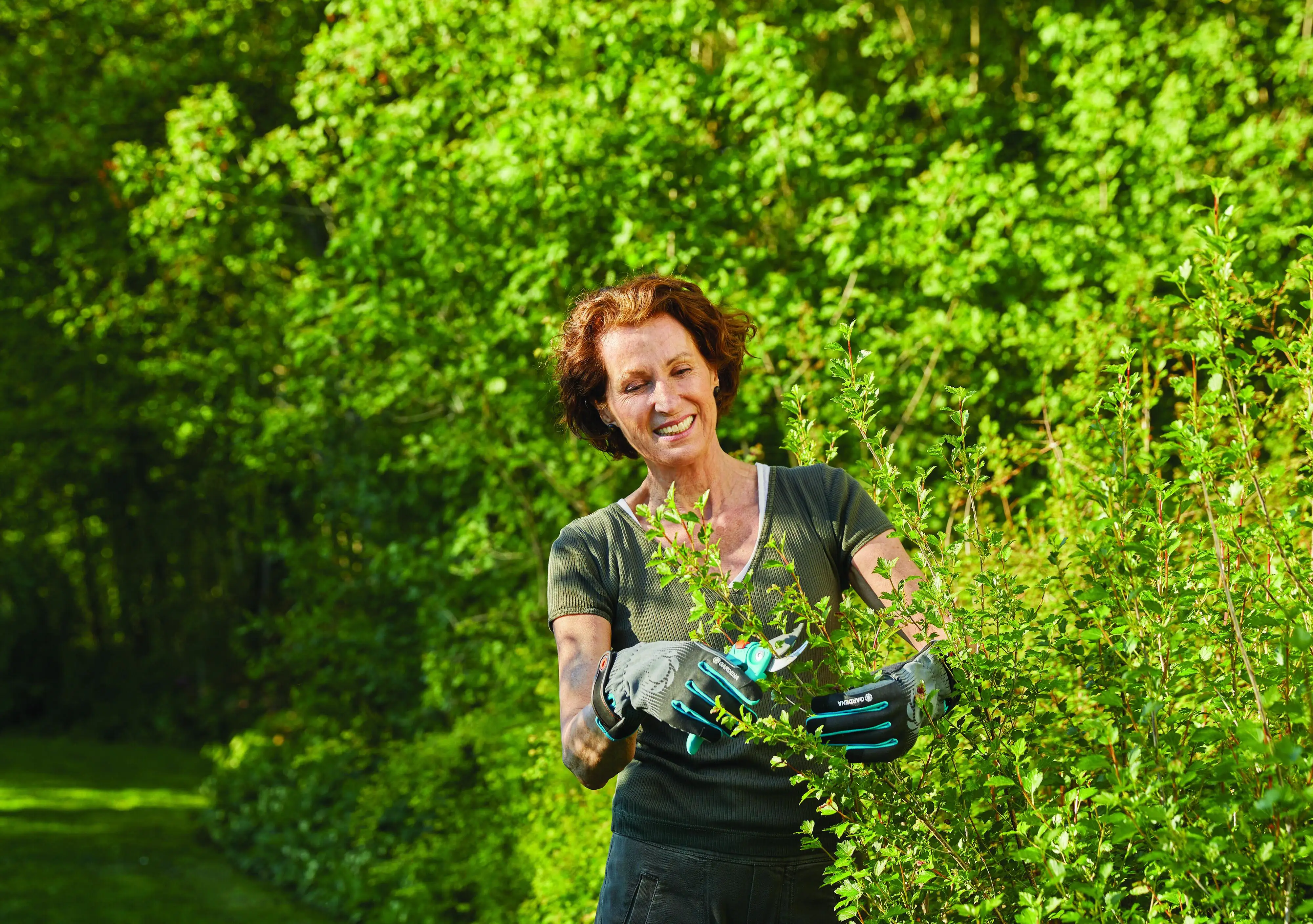 Gardena Strauchpflegehandschuh Größe 9 L Gardena Strauchpflegehandschuh Größe 9 L