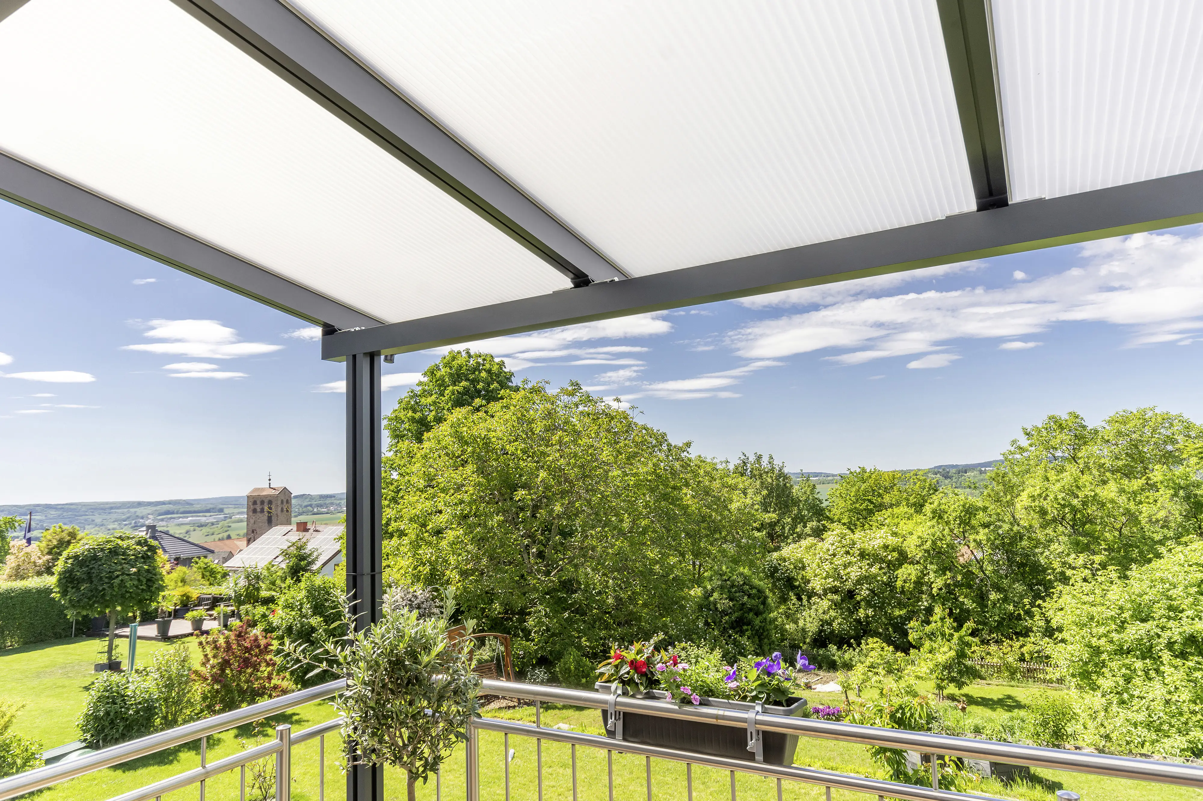 Gutta Premium Terrassendach 410,2 x 406 cm anthrazit PC weiß opal 16 mm Gutta Premium Terrassendach 410,2 x 406 cm anthrazit PC weiß opal 16 mm