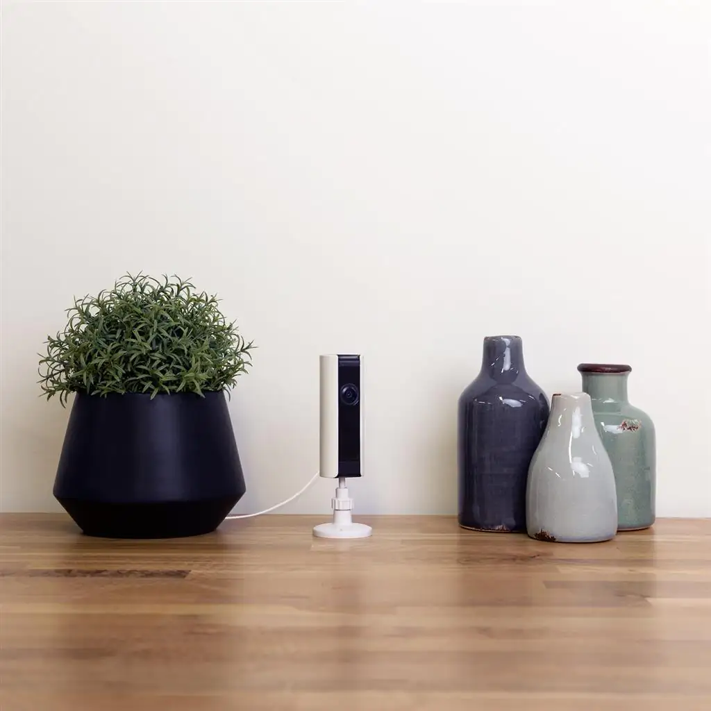 Smatwares WiFi IP-Kamera 180° für den Innenbereich, weiß Smatwares WiFi IP-Kamera 180° für den Innenbereich, weiß