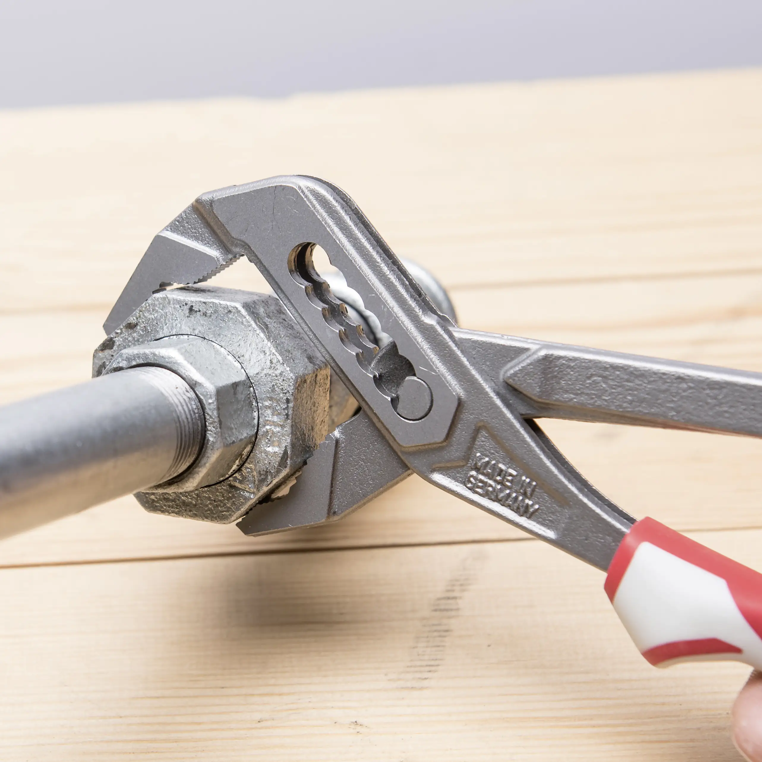 Connex Wasserpumpenzange 240 mm