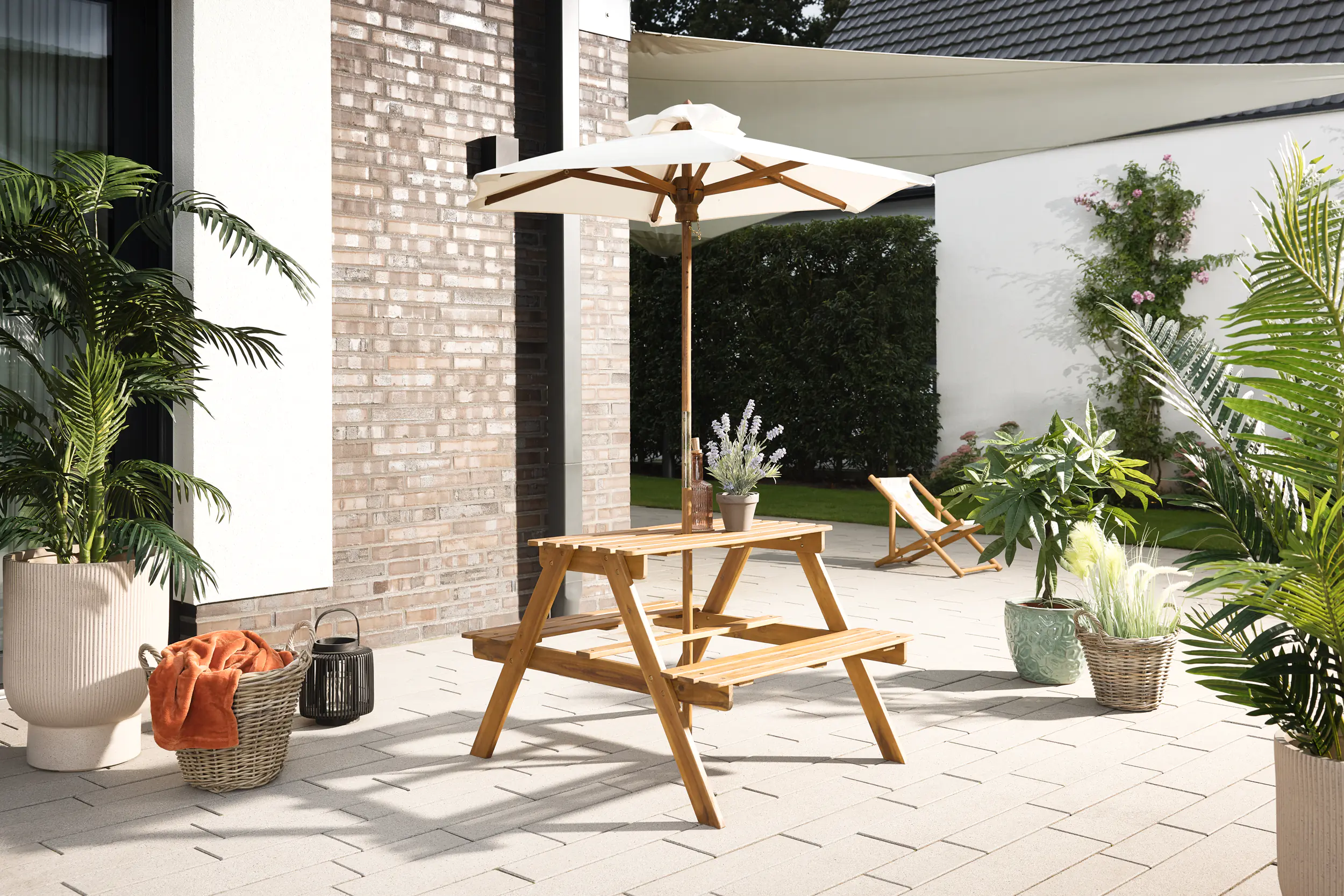 Kindersitzgruppe Mia mit Sonnenschirm holz Kindersitzgruppe Mia mit Sonnenschirm holz