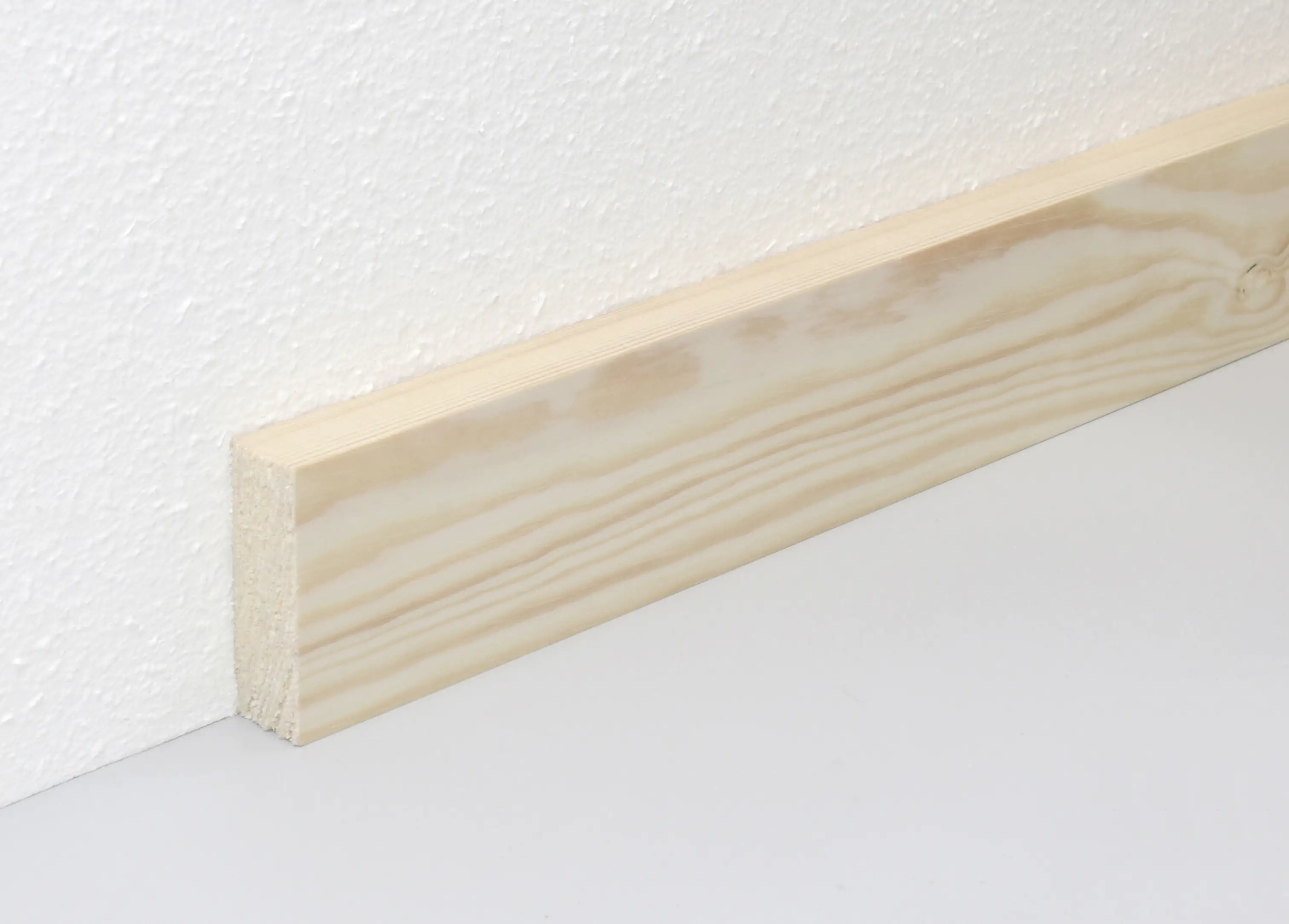 FN Neuhofer Flachleiste 100 cm 60 x 19 mm Fichte/Kiefer FN Neuhofer Flachleiste 100 cm 60 x 19 mm Fichte/Kiefer