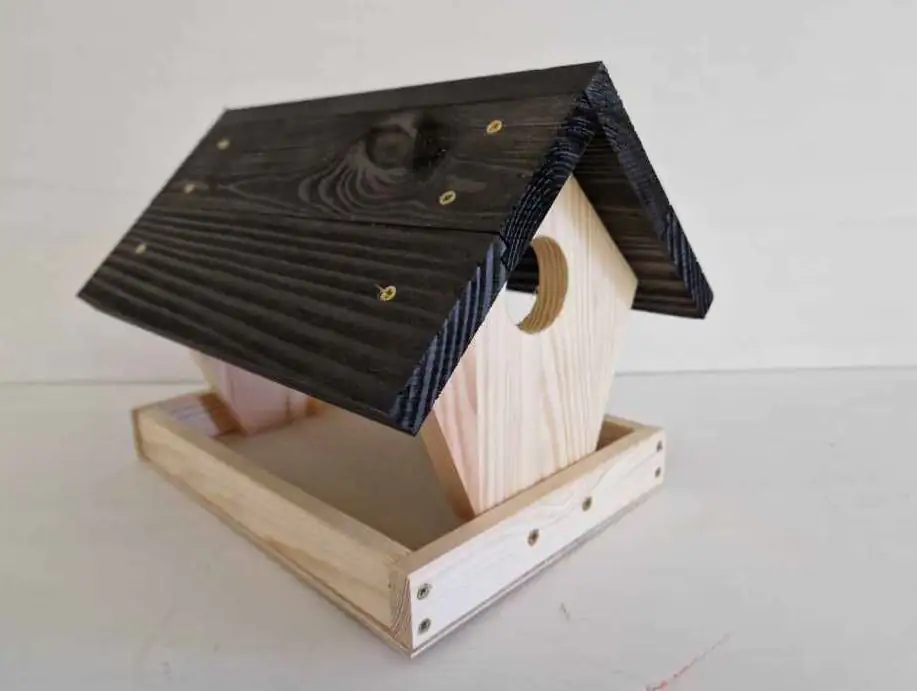 Vogelhaus Leon aus Holz natur