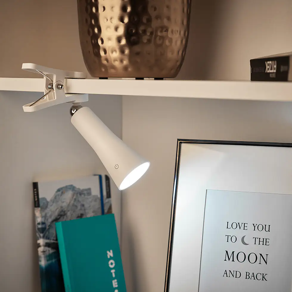 MeLiTec LED Akku-Leuchte MeLiMag 3in1 Tischleuchte Klemmleuchte Wandleuchte MeLiTec LED Akku-Leuchte MeLiMag 3in1 Tischleuchte Klemmleuchte Wandleuchte