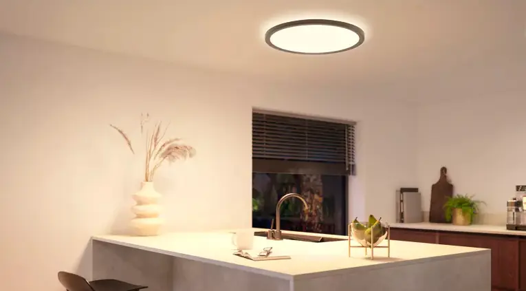 Philips Hue LED Deckenleuchte Tento + Dimmerschalter rund schwarz 55 x 55 cm RGB  Philips Hue LED Deckenleuchte Tento + Dimmerschalter rund schwarz 55 x 55 cm RGB