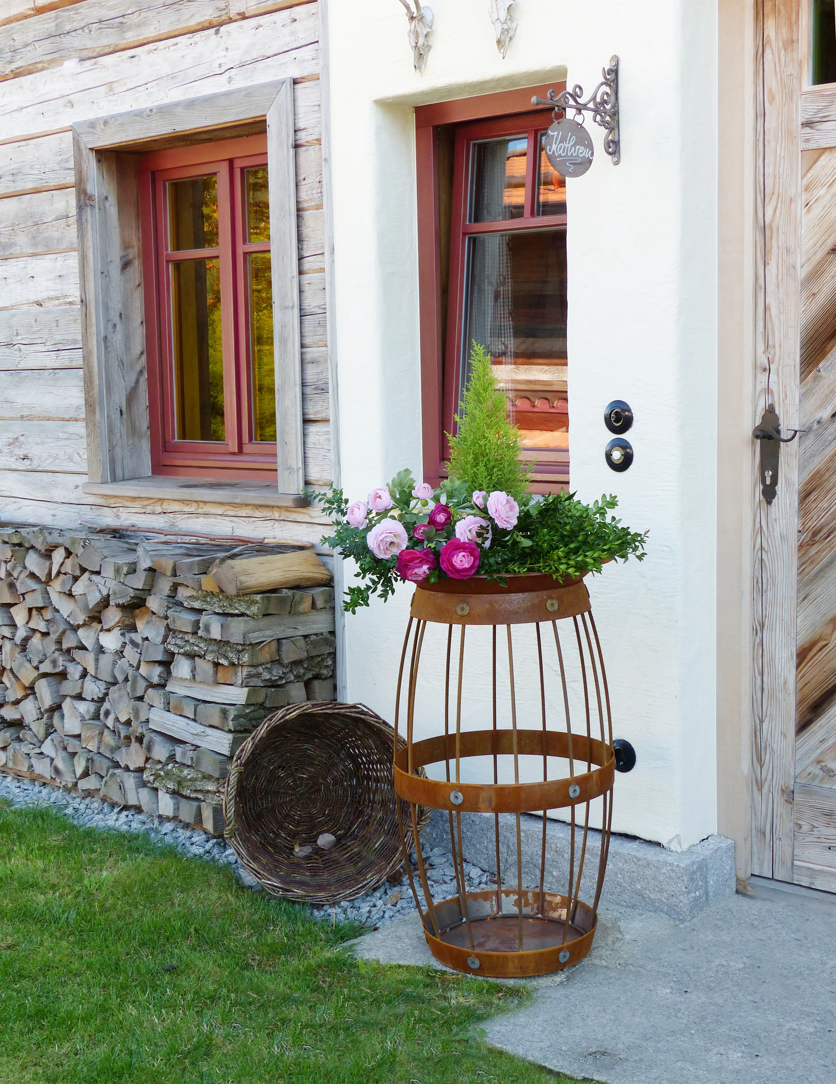 Dekofigur Weinfass 80 x 50 cm rostbraun