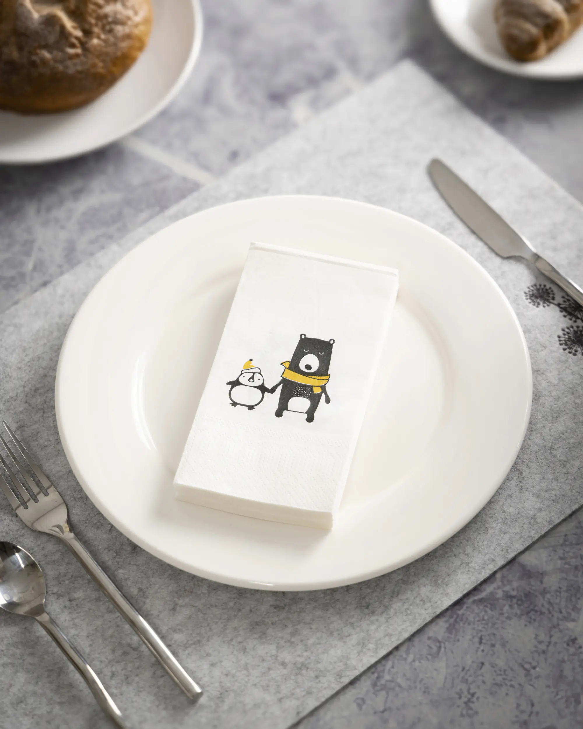 Eglo Servietten Pinguin & Bär Belbari weiß/schwarz 16 x 8 cm - 20er Pack