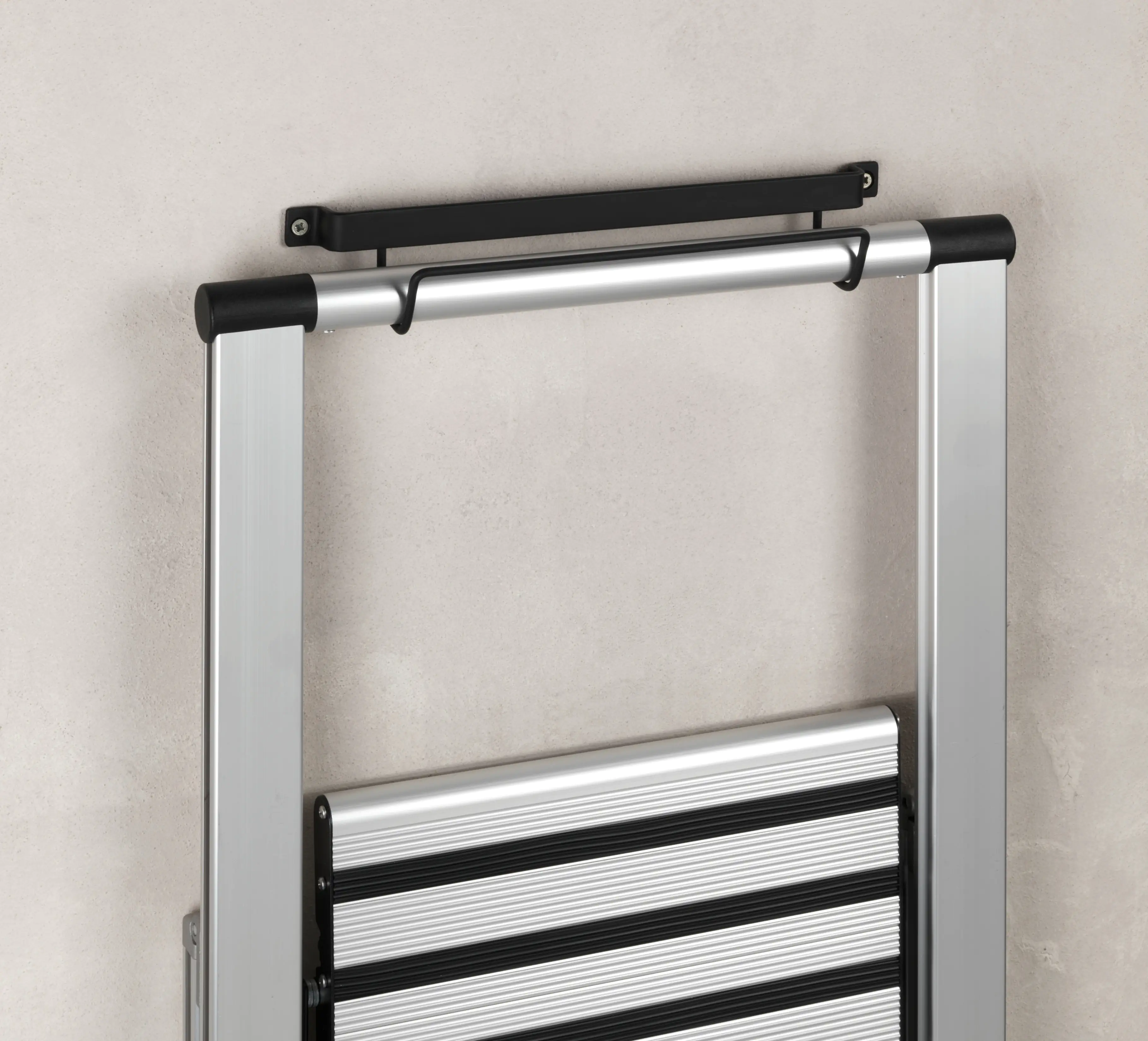 Wenko Leiternhalter schwarz