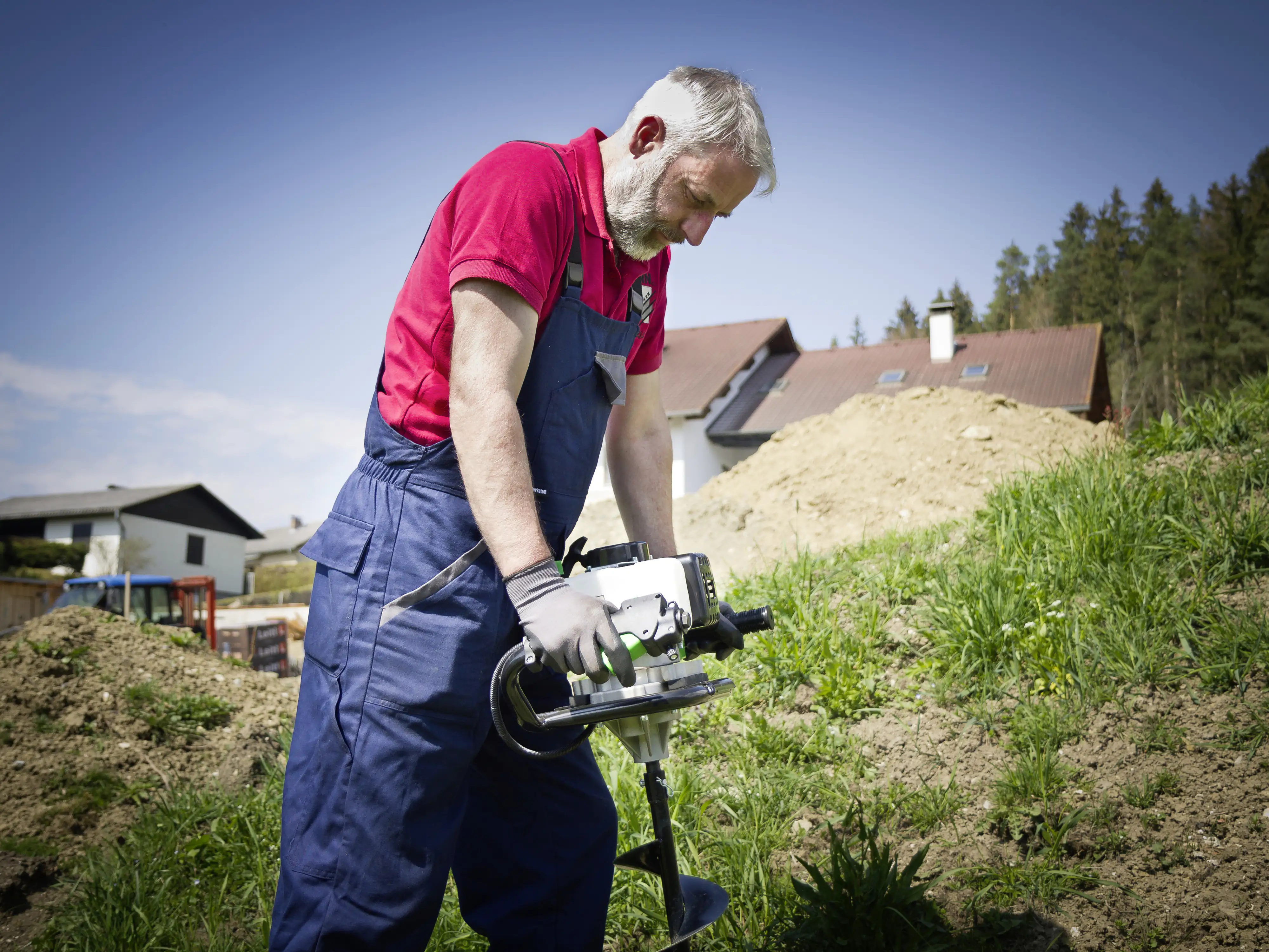 Zipper Erdlochbohrer ZI-ELB70 inkl. 3 Bohrer (100/150/200 mm) Zipper Erdlochbohrer ZI-ELB70 inkl. 3 Bohrer (100/150/200 mm)