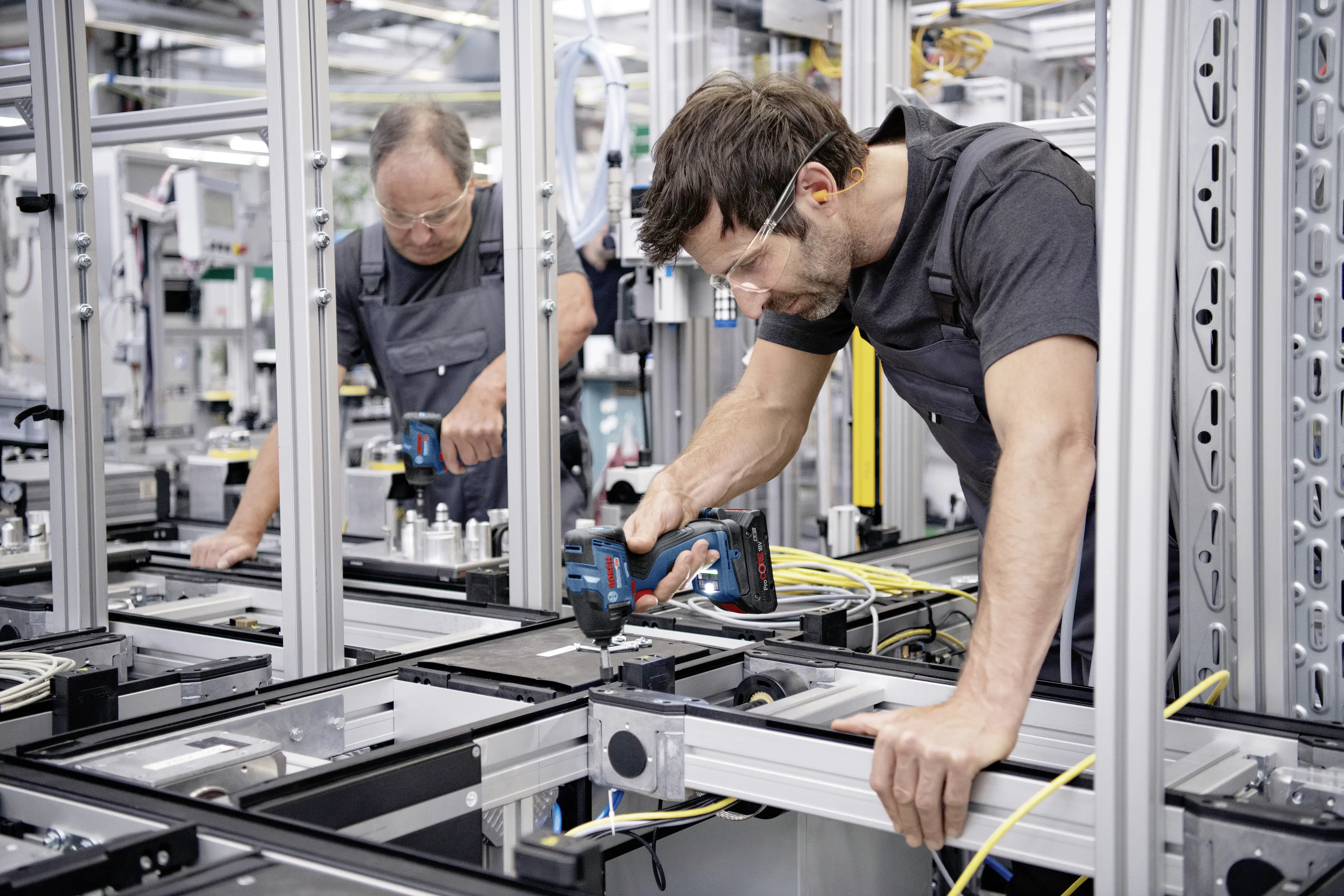 Bosch Professional Akku-Drehschlagschrauber GDR 18V-210 C Solo