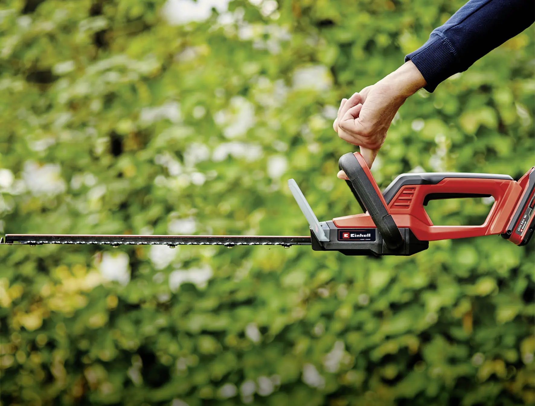 Einhell Akku Heckenschere GC-CH 18/50 Li Kit 51 cm Schnittlänge Einhell Akku Heckenschere GC-CH 18/50 Li Kit 51 cm Schnittlänge