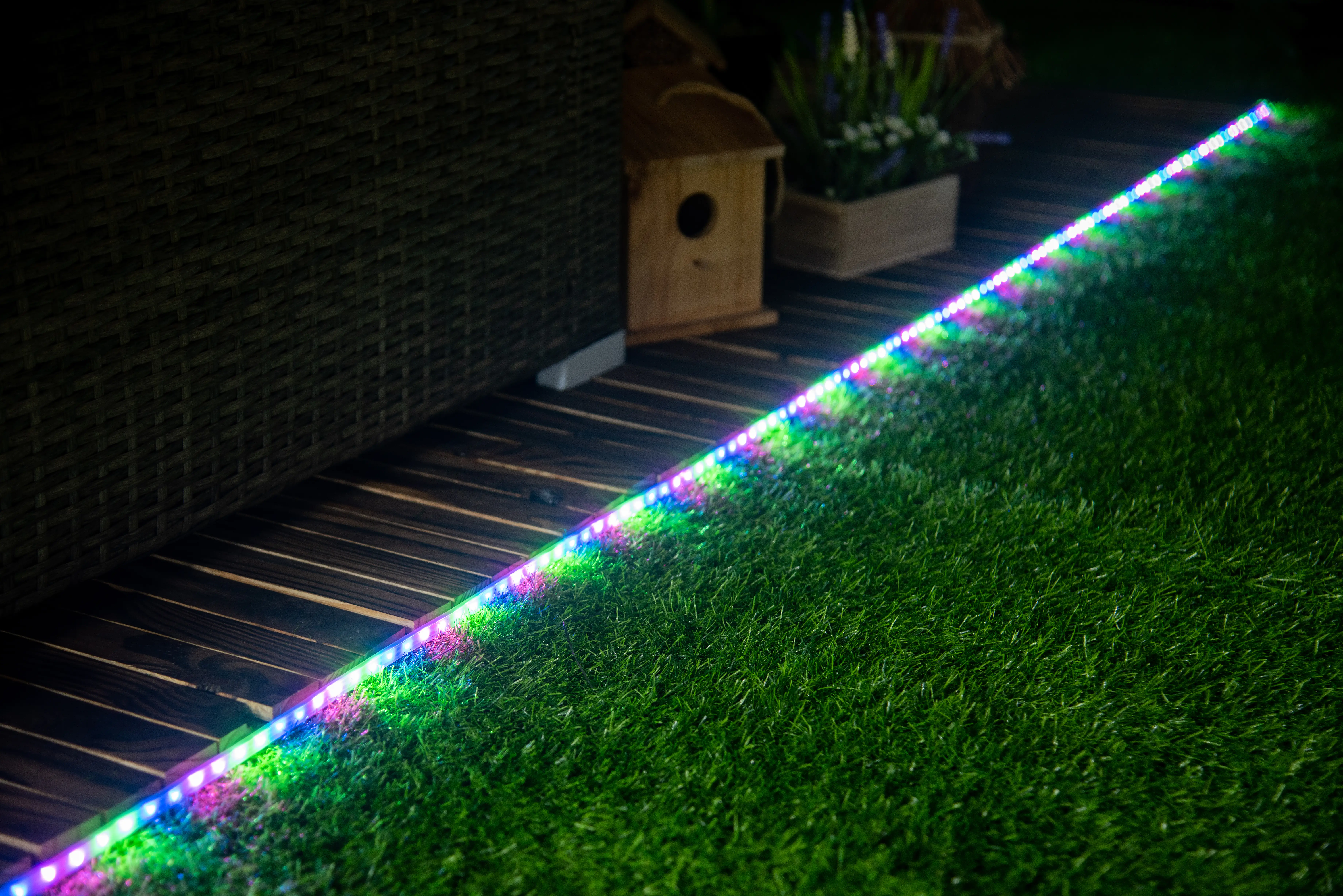 Trendline LED Solar-Stripe 3m RGB mit Erdspieß
