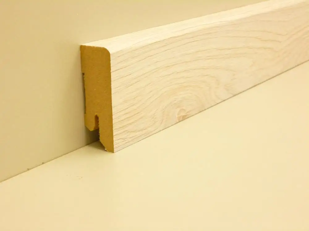 B.S. Bauprogramm Clip-Sockelleiste 250 cm 50 x 18 mm Nordic weiß