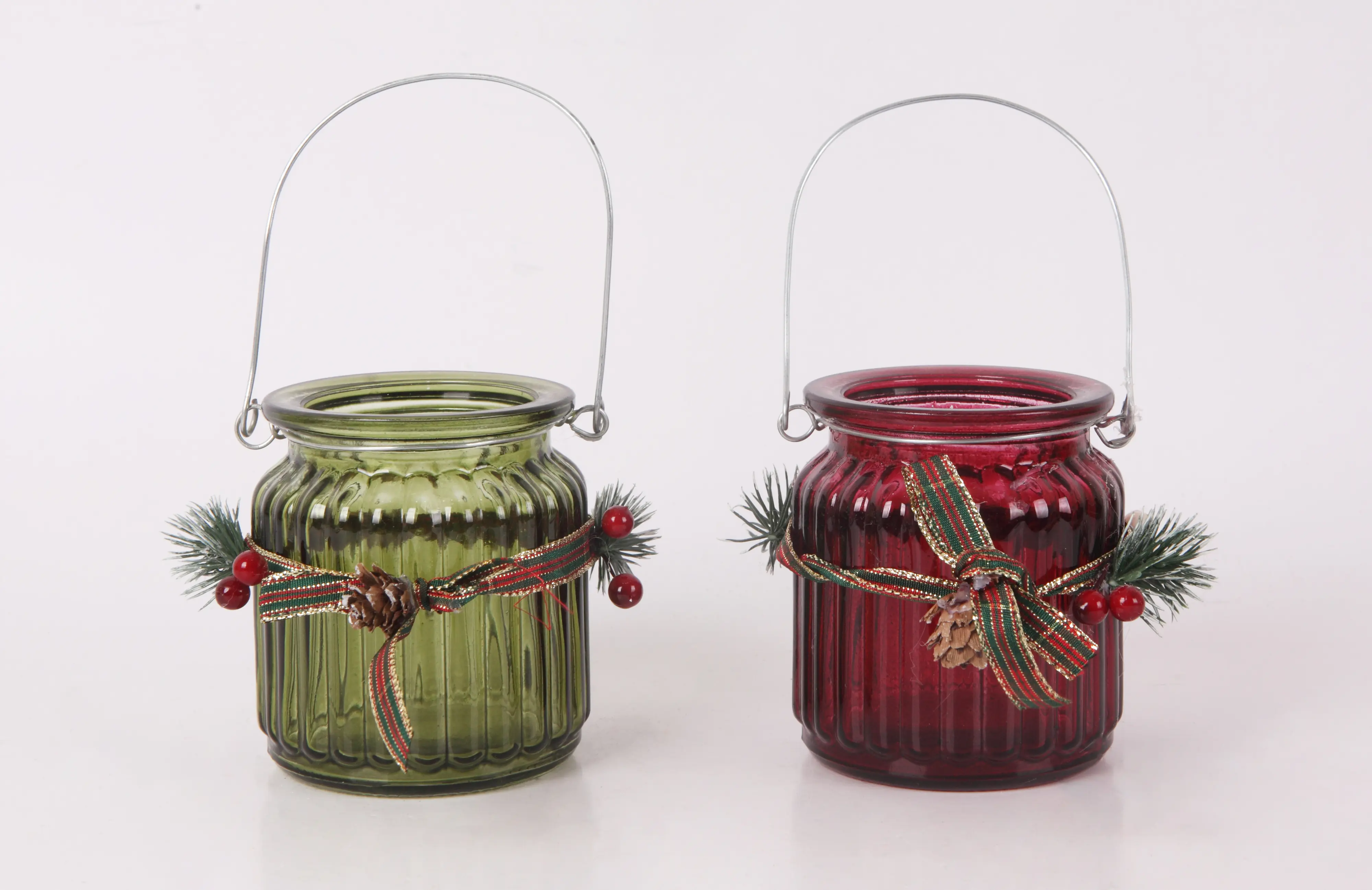 Windlicht mit Weihnachtsschmuck Glas Ø 8 x 9 cm rot grün 2-fach sortiert Windlicht mit Weihnachtsschmuck Glas Ø 8 x 9 cm rot grün 2-fach sortiert