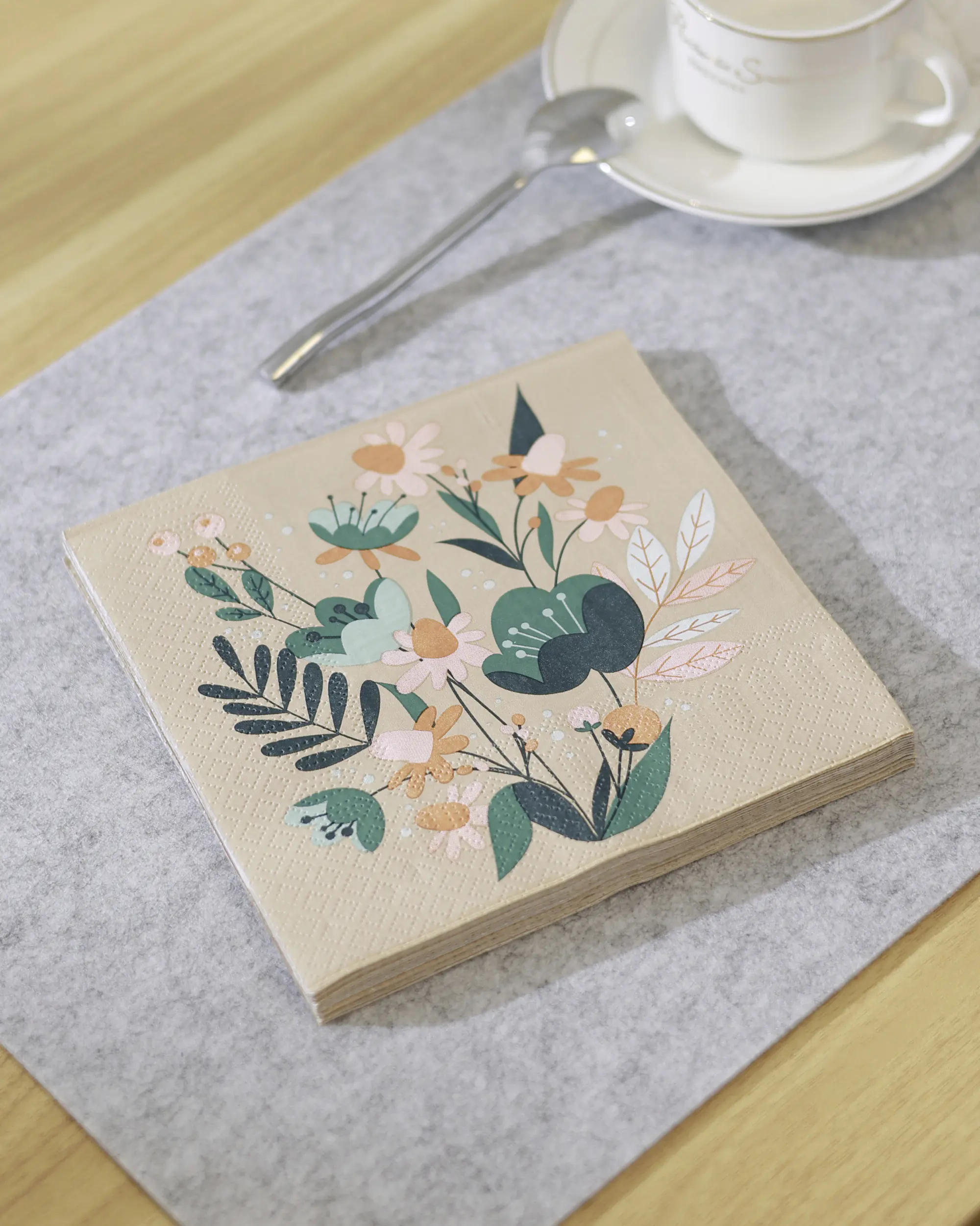 Eglo Servietten Blätter Mahuli bunt 16,5 x 16,5 cm - 20er Pack