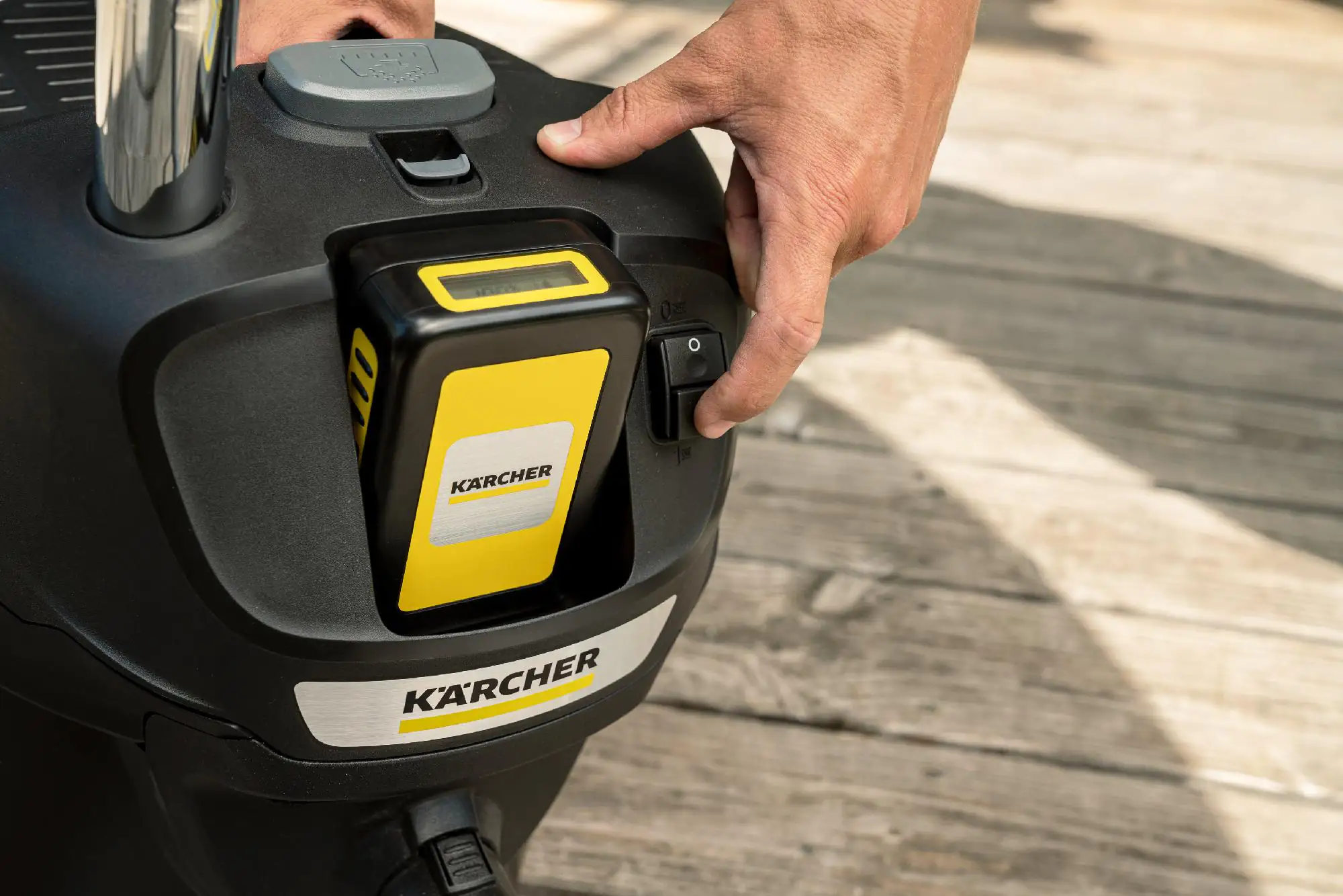 Kärcher Aschesauger AD2 Battery 18 V, 2.5 Ah, inkl. 1x Akku Kärcher Aschesauger AD2 Battery 18 V, 2.5 Ah, inkl. 1x Akku