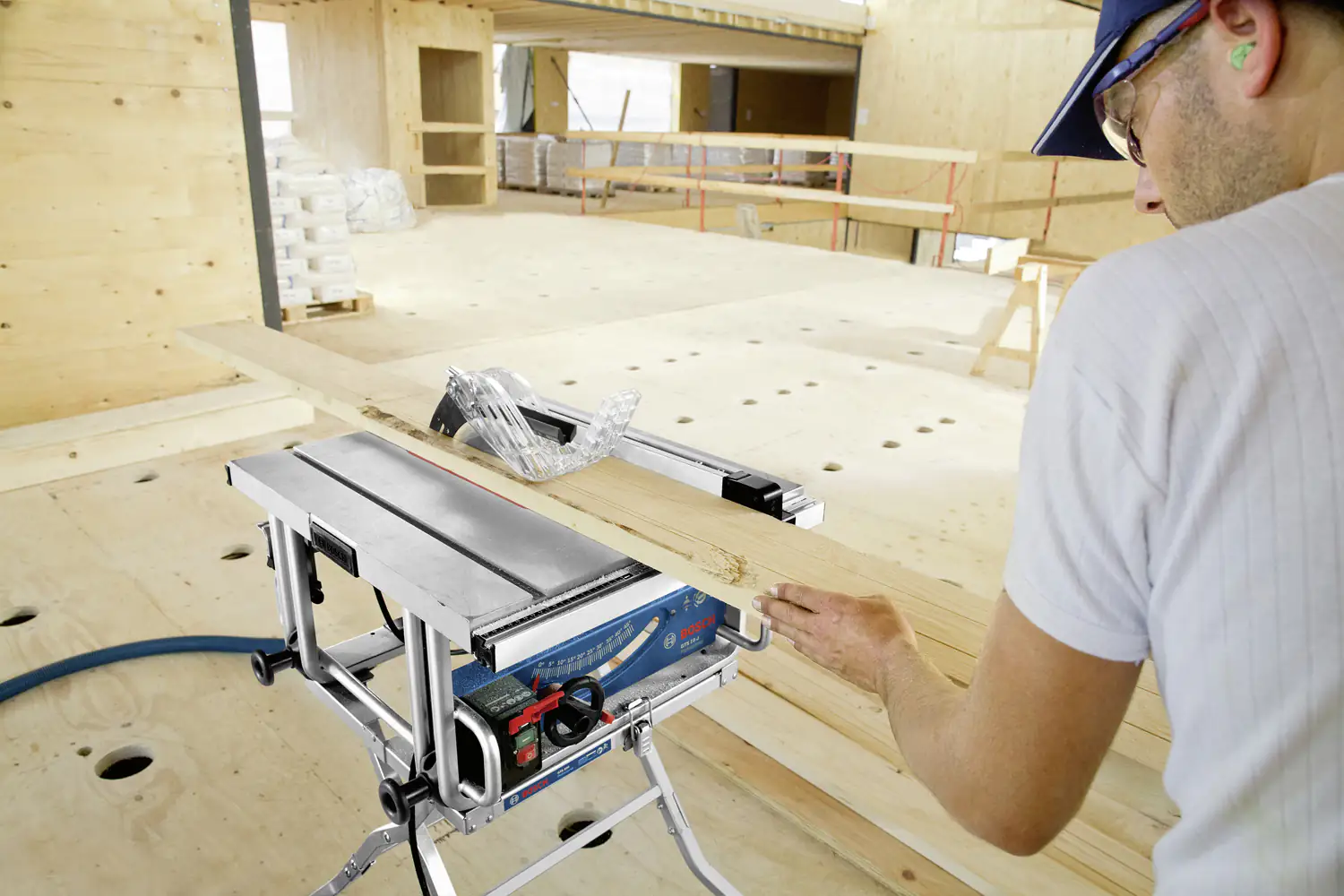 Bosch Professional Tischkreissäge GTS 10 J 1800 W Bosch Professional Tischkreissäge GTS 10 J 1800 W