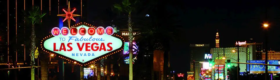 papermoon Vlies- Fototapete Digitaldruck 350 x 100 cm Las Vegas Panorama