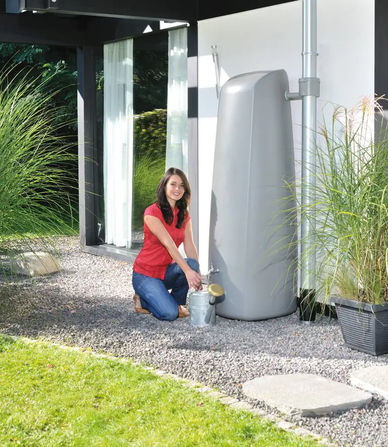 Garantia Regenwasser-Wandtank Elegance 400 l Garantia Regenwasser-Wandtank Elegance 400 l