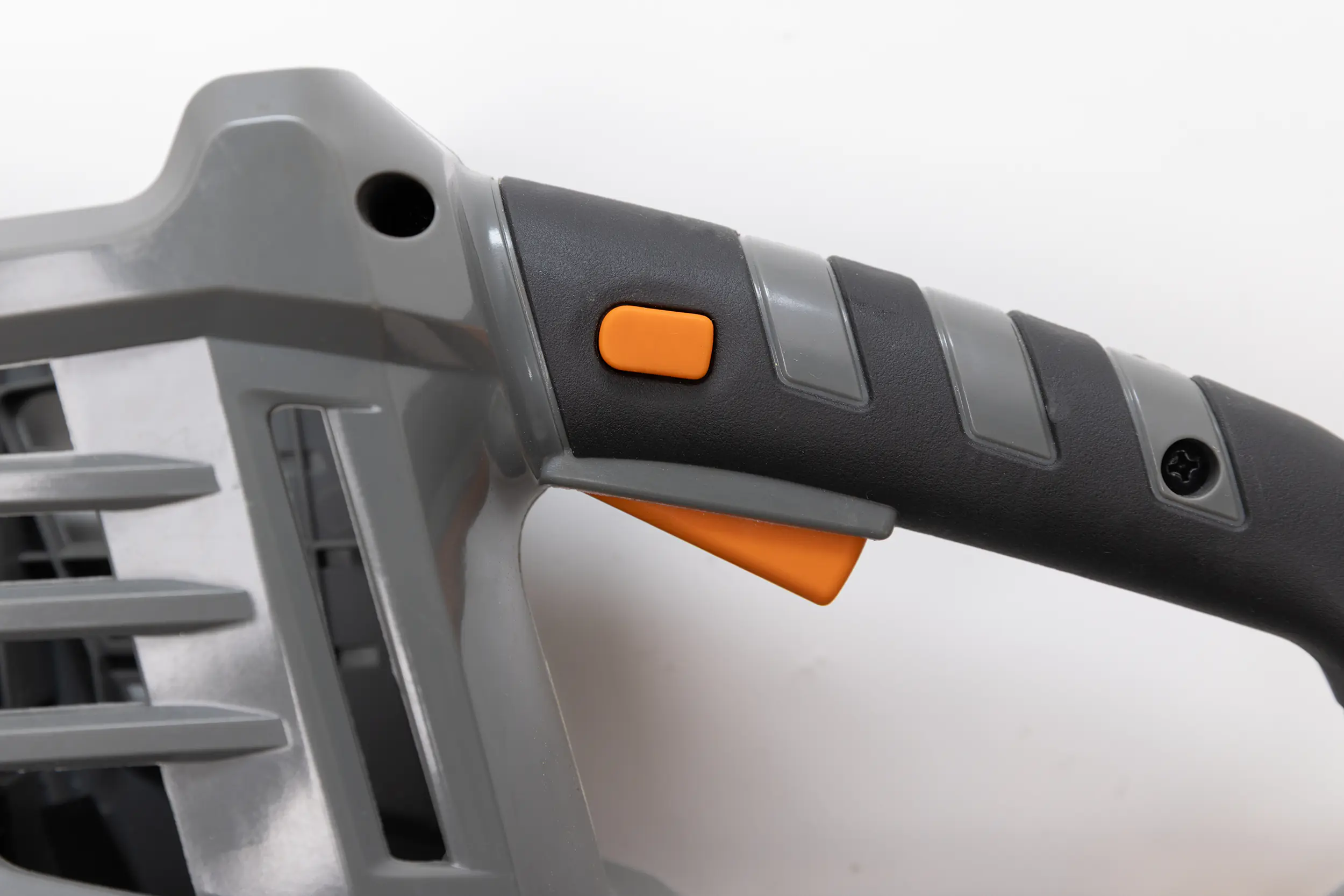 Primaster Akku-Kettensäge PAKS 40V inkl. 2 Ketten Schwertlänge 40,5 cm  Primaster Akku-Kettensäge PAKS 40V inkl. 2 Ketten Schwertlänge 40,5 cm