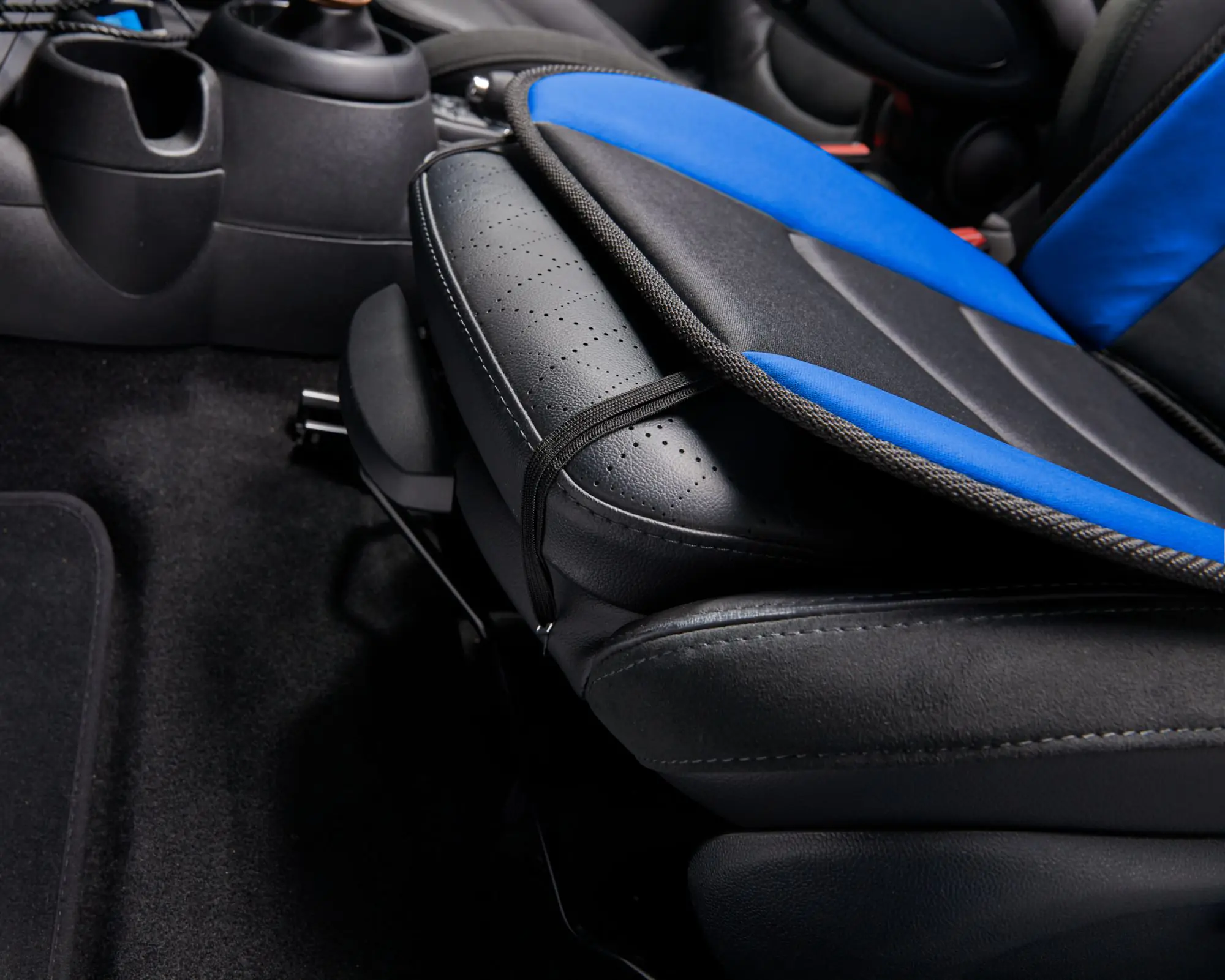 Cartrend PKW Sitzaufleger Trend blau-schwarz 1-teilig Cartrend PKW Sitzaufleger Trend blau-schwarz 1-teilig