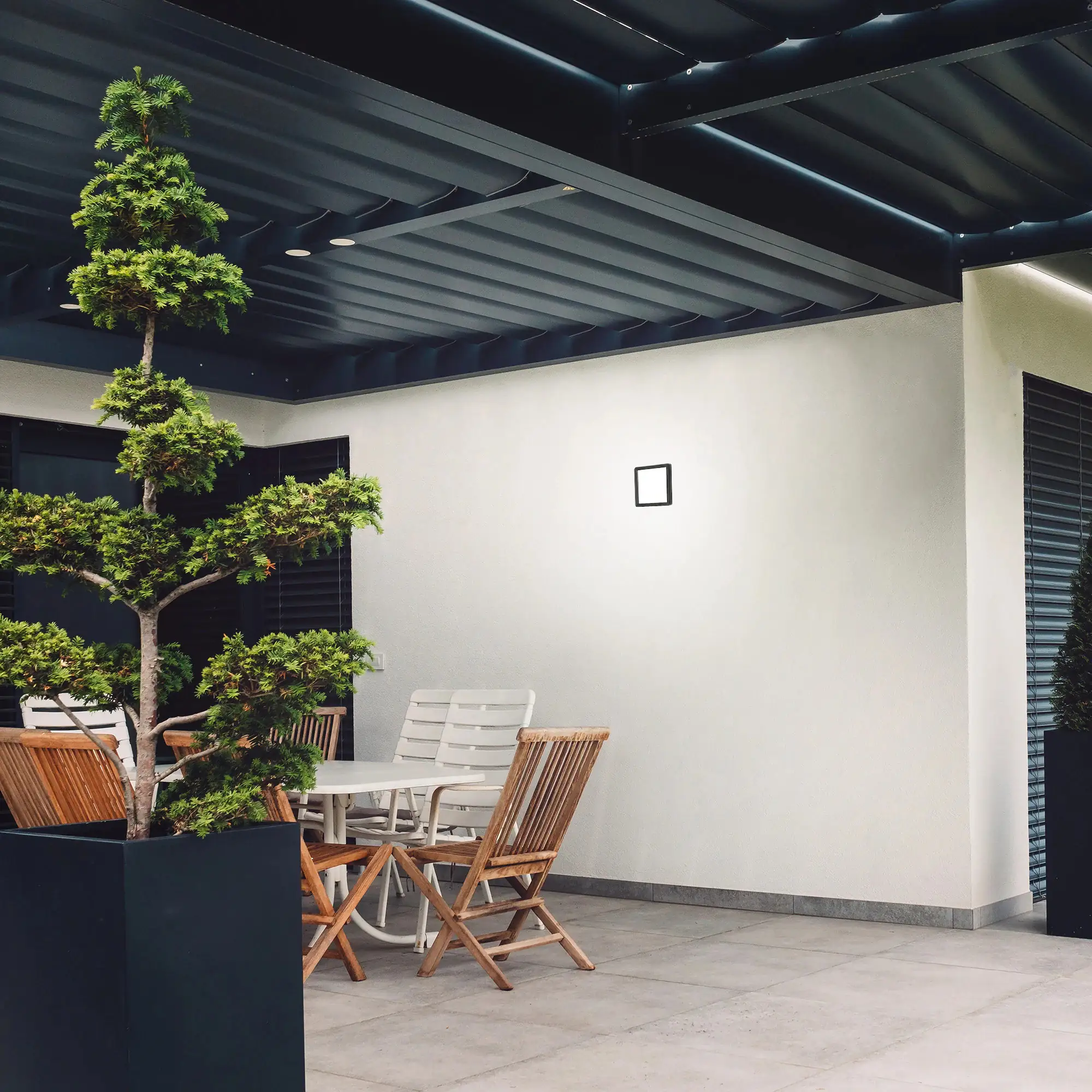 Di-Ka LED Außen-Deckenleuchte Frankfurt 8 W 19 cm Backlight