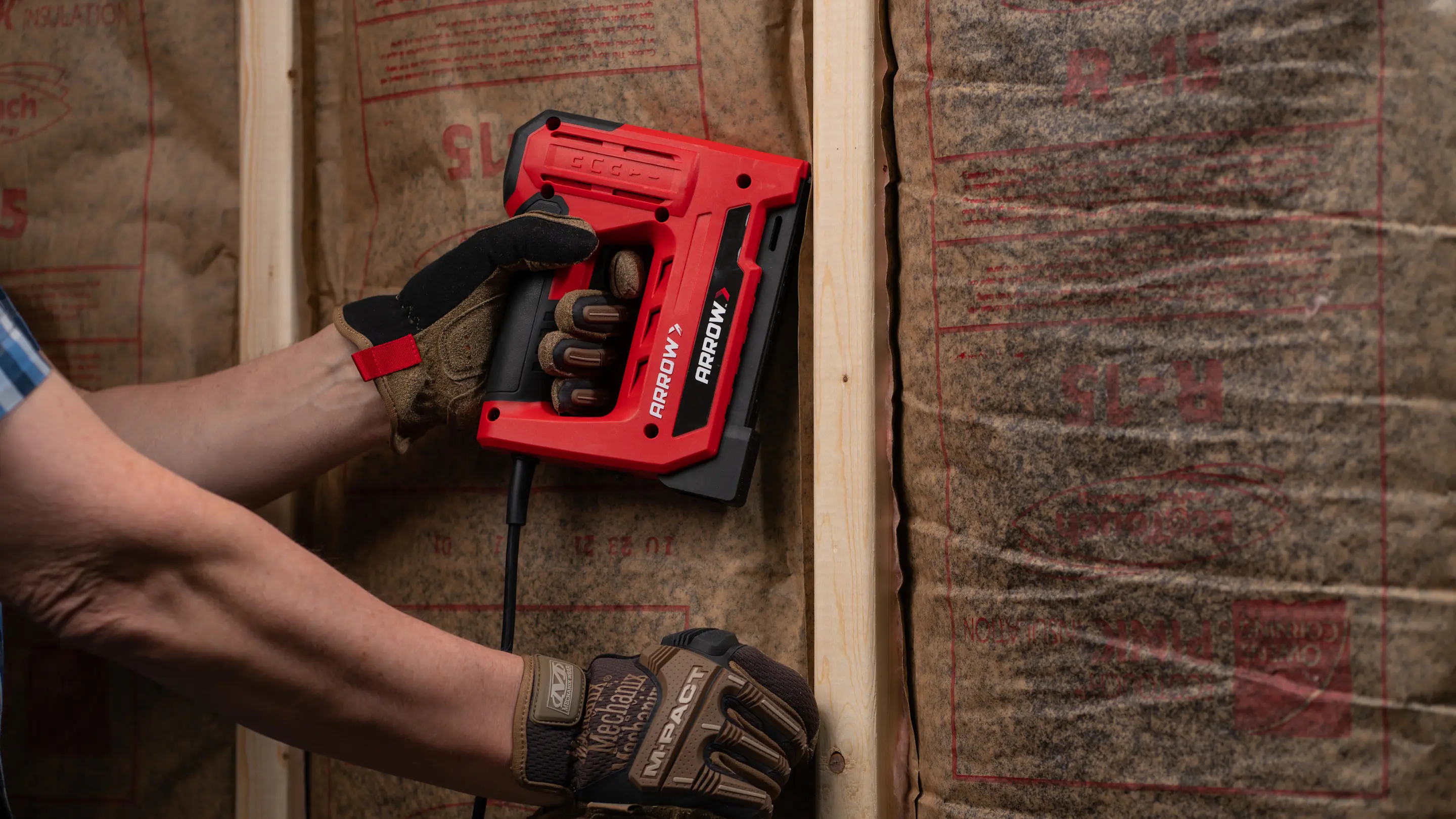 Arrow Elektro-Handtacker ET501F 5 in 1 für Klammern, Kabelklammern & Nägel