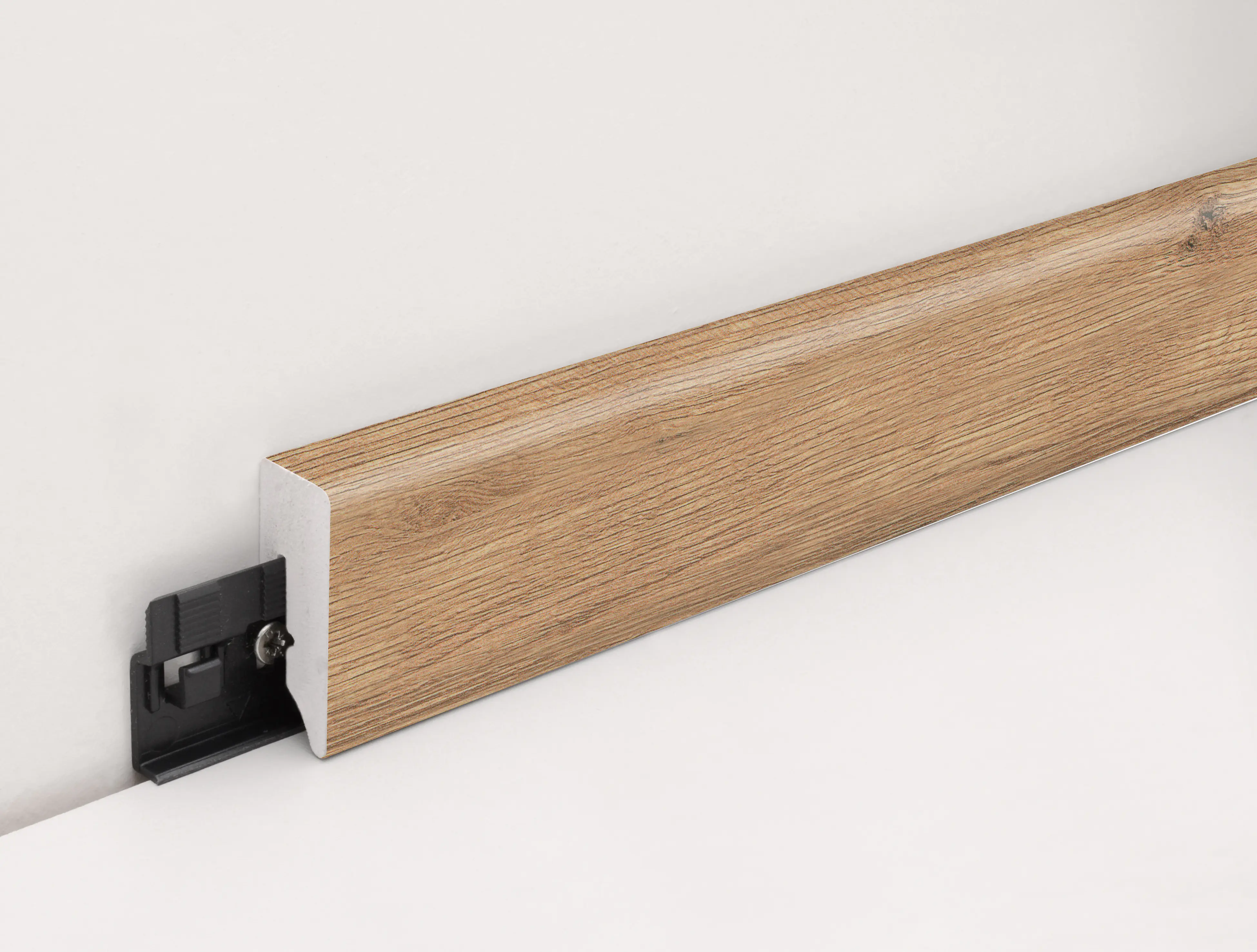 FN Neuhofer Fußleiste 240 cm 38,5 x 15 mm Eiche dorset foliert