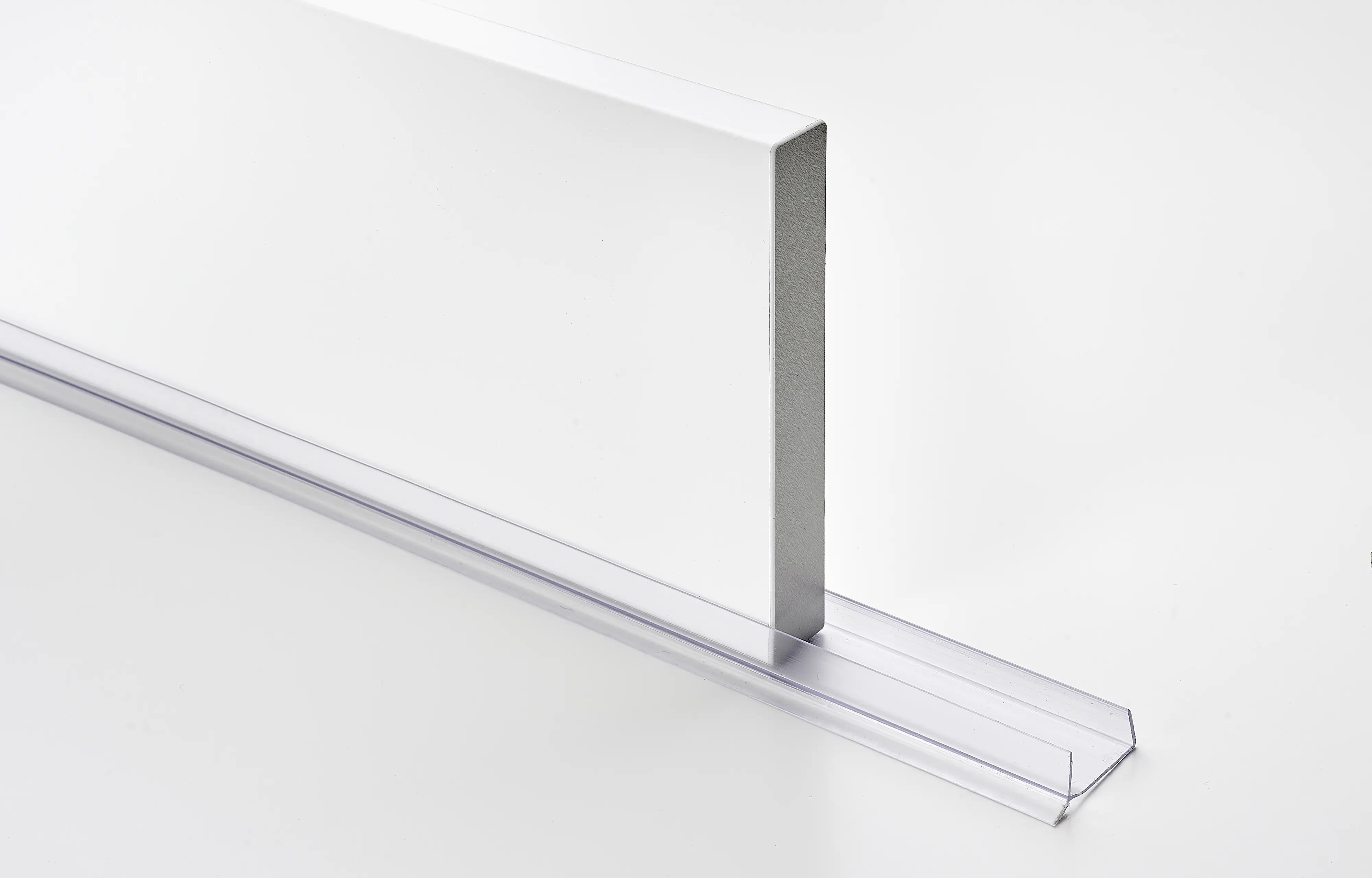 Hettich Abdichtprofil 19 mm Sockel Kunststoff transparent
