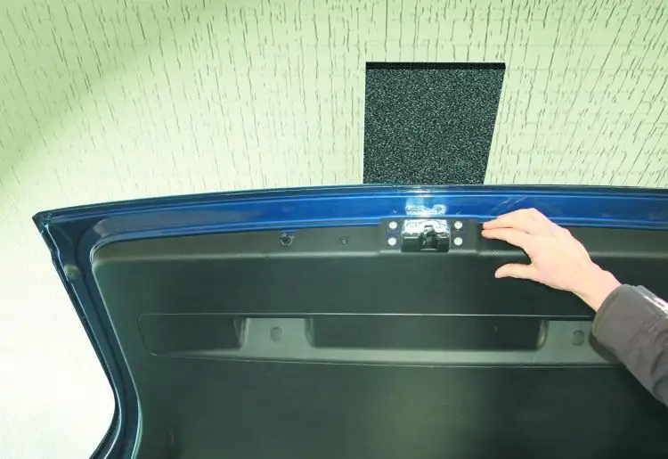 Schellenberg Tür-Protect für Garagenwände 40 x 12 x 1,2 cm Selbstklebend Schellenberg Tür-Protect für Garagenwände 40 x 12 x 1,2 cm Selbstklebend