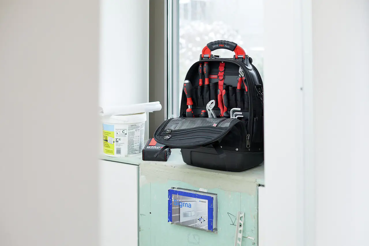 4010995451547_6 Wiha Werkzeug-Rucksack Set L mechanic 65-teilig