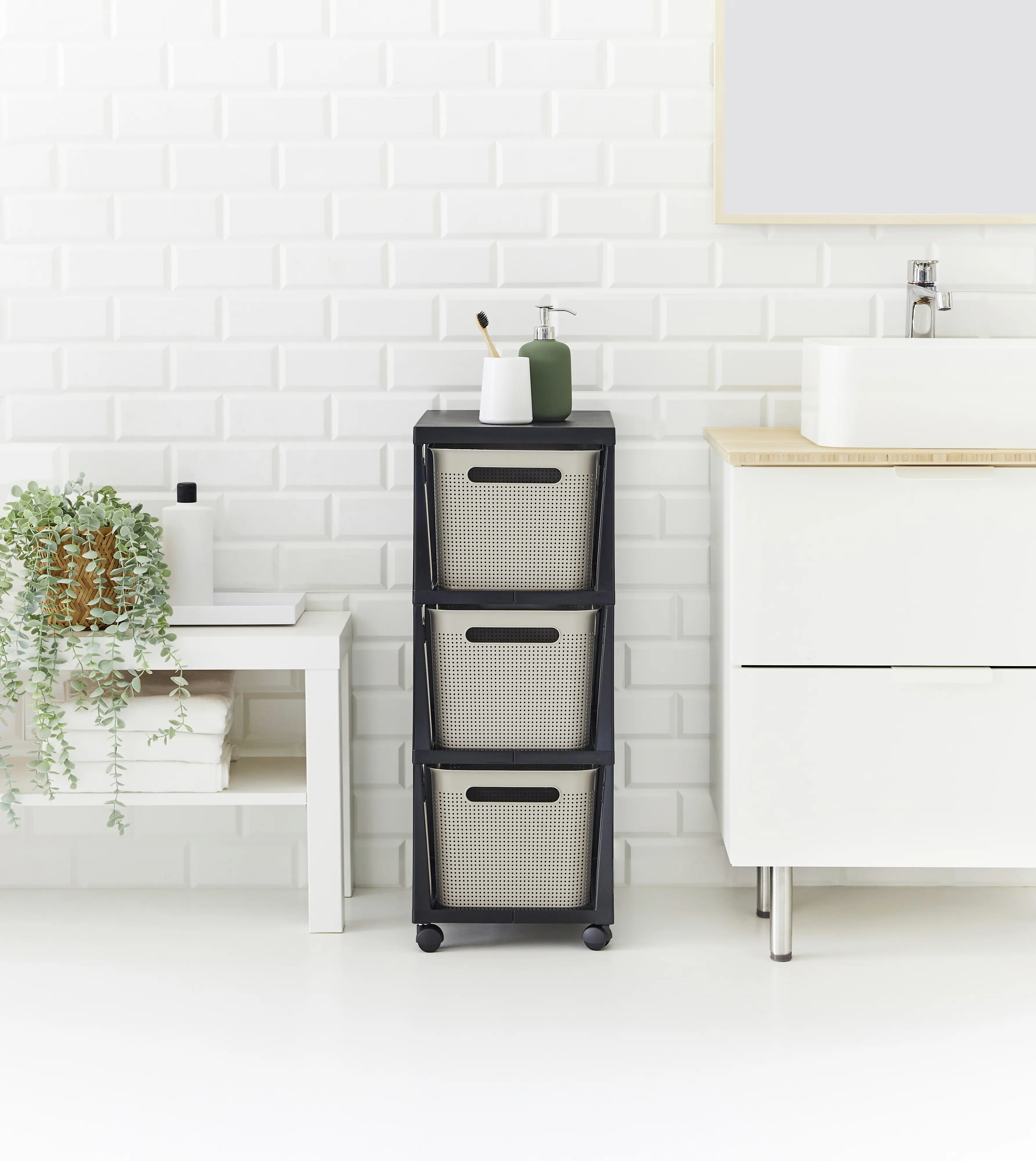 Rotho Schubladenbox Tower 3 x 16 L Brisen mit Rollen cappucchino