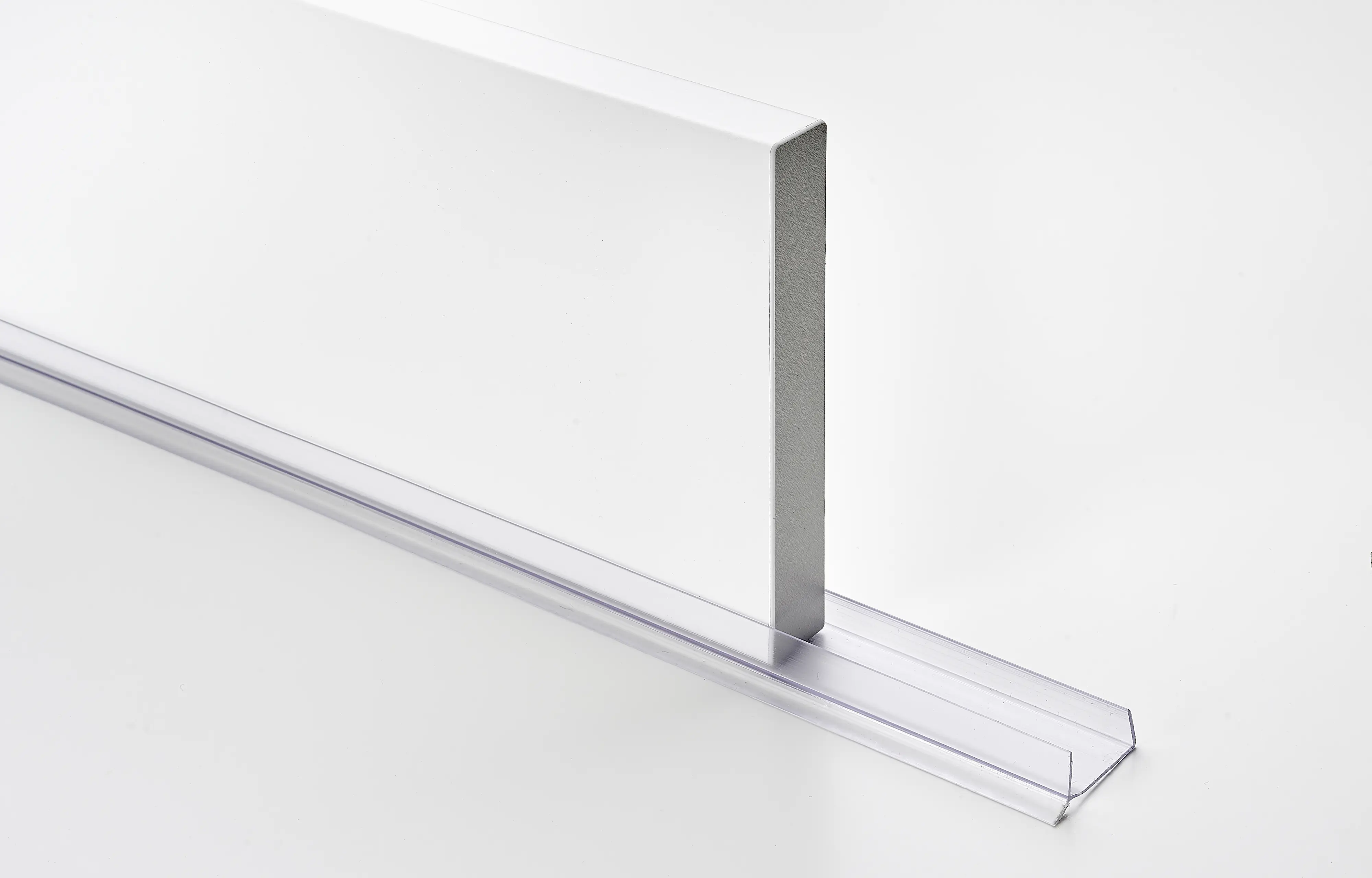 Hettich Abdichtprofil 19 mm Sockel Kunststoff transparent
