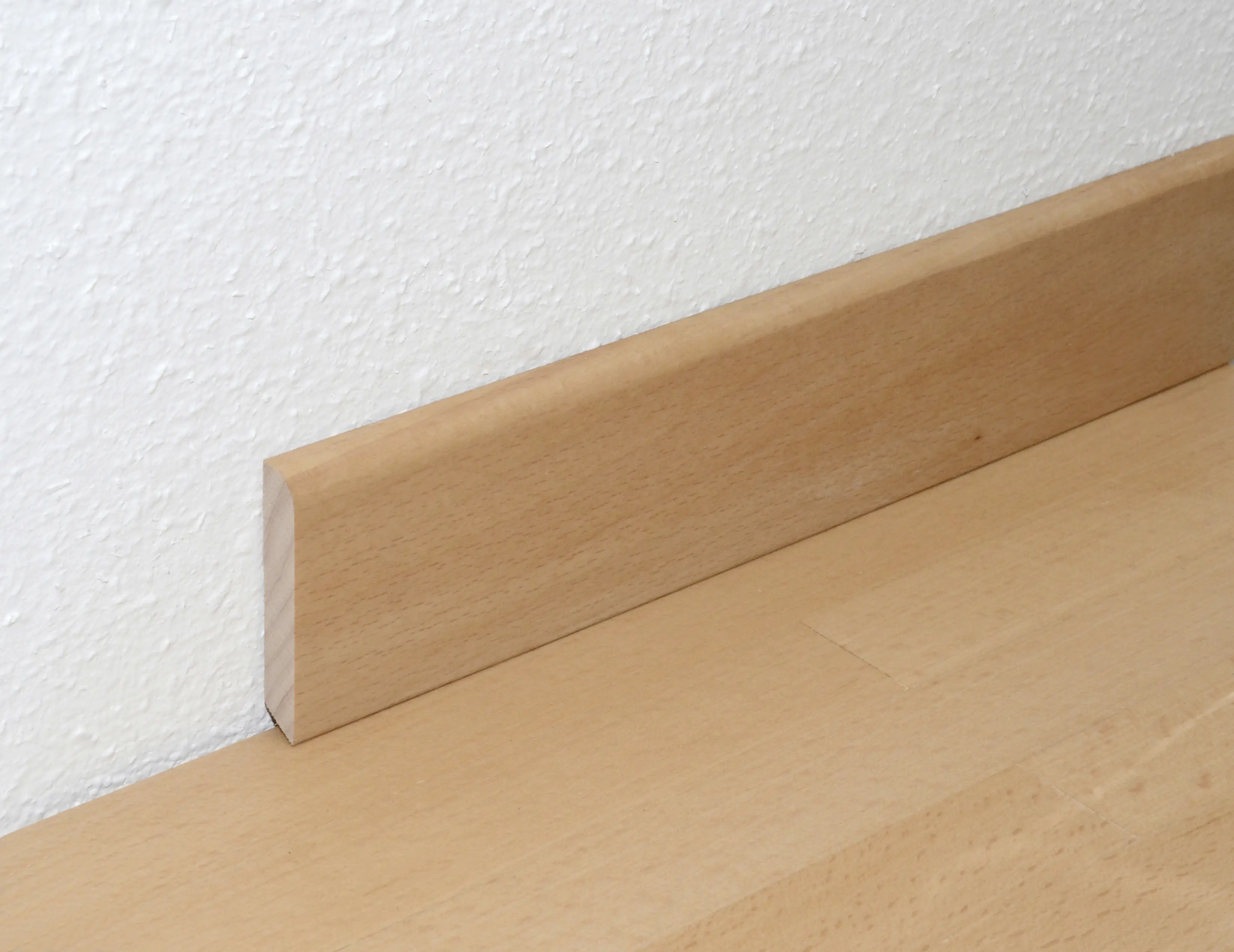FN Neuhofer Sockelleiste 240 cm 50 x 8 mm Buche
