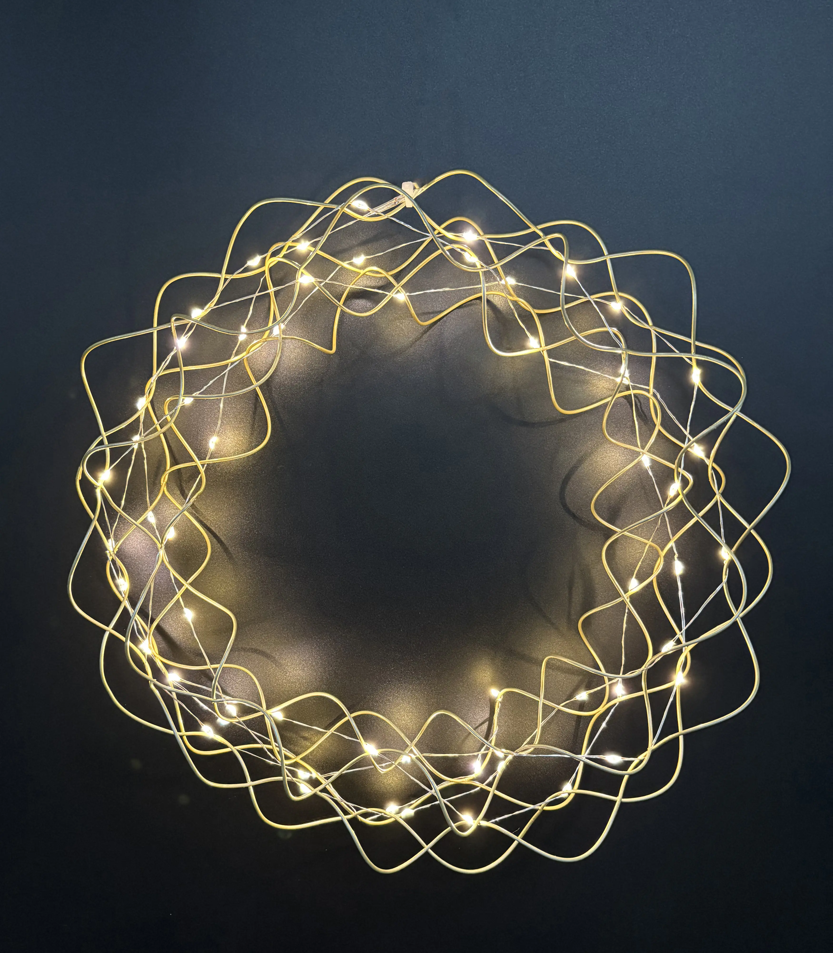 TrendLine LED Lichterkranz Ø 30 cm gold warmweiß